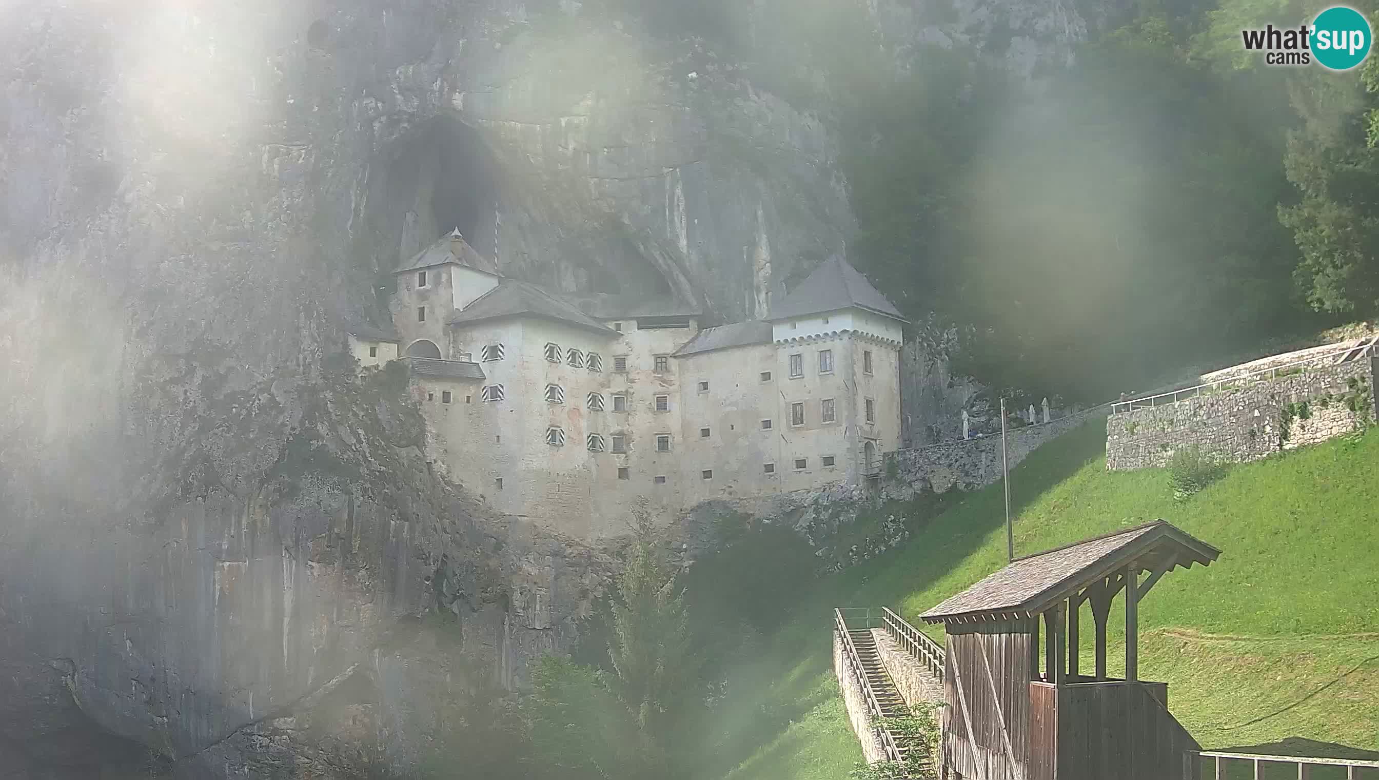 Live Webcam Predjamski grad – Predjama Castle – Postojna – Slovenia
