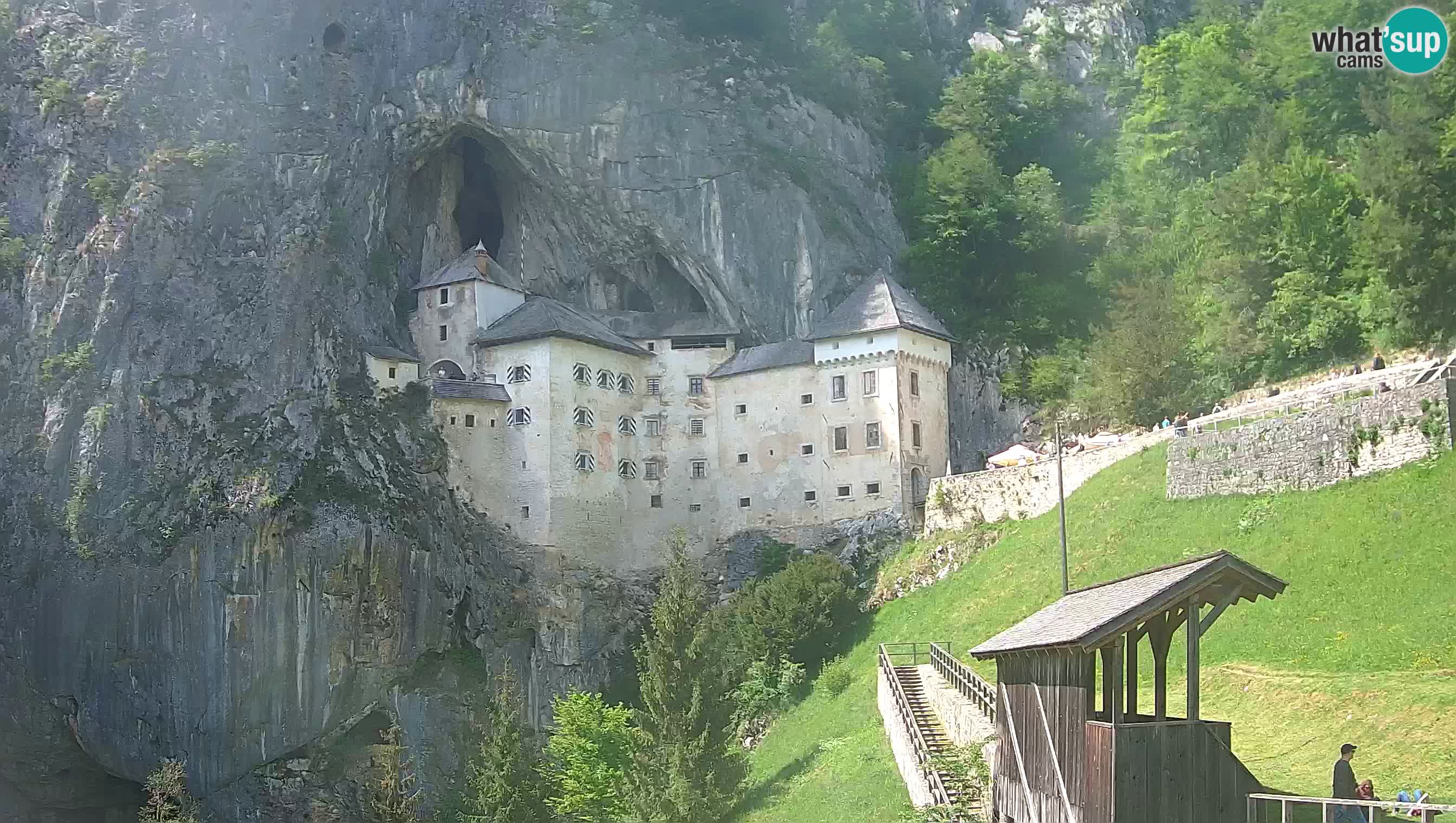 Live Webcam Predjamski grad – Predjama Castle – Postojna – Slovenia