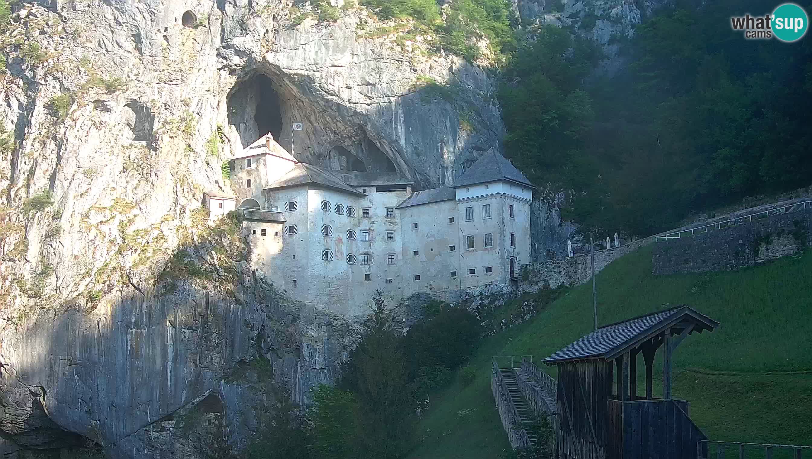 Live Webcam Predjamski grad – Predjama Castle – Postojna – Slovenia
