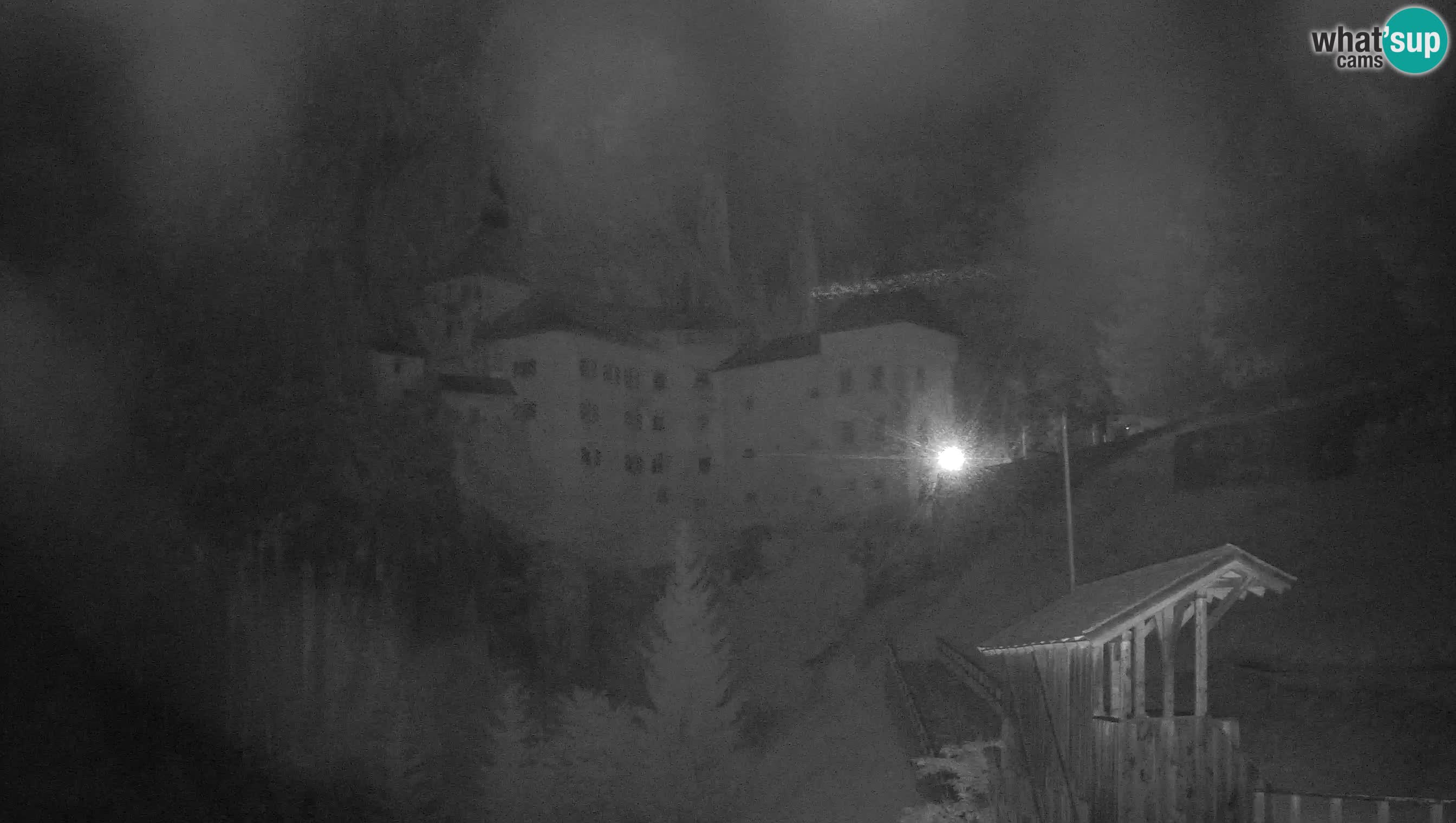 Web kamera Predjamski dvorac – Postojna – Slovenija