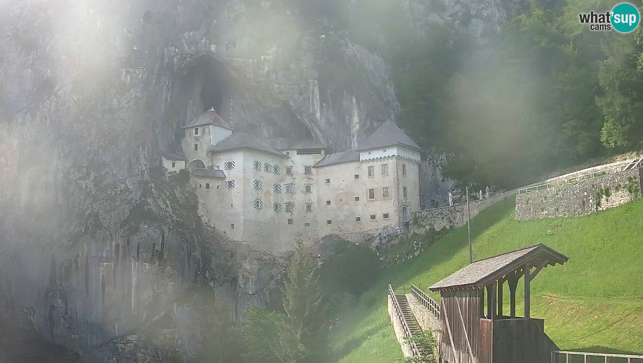 Camera en vivo Castillo de Predjama – Postojna – Eslovenia