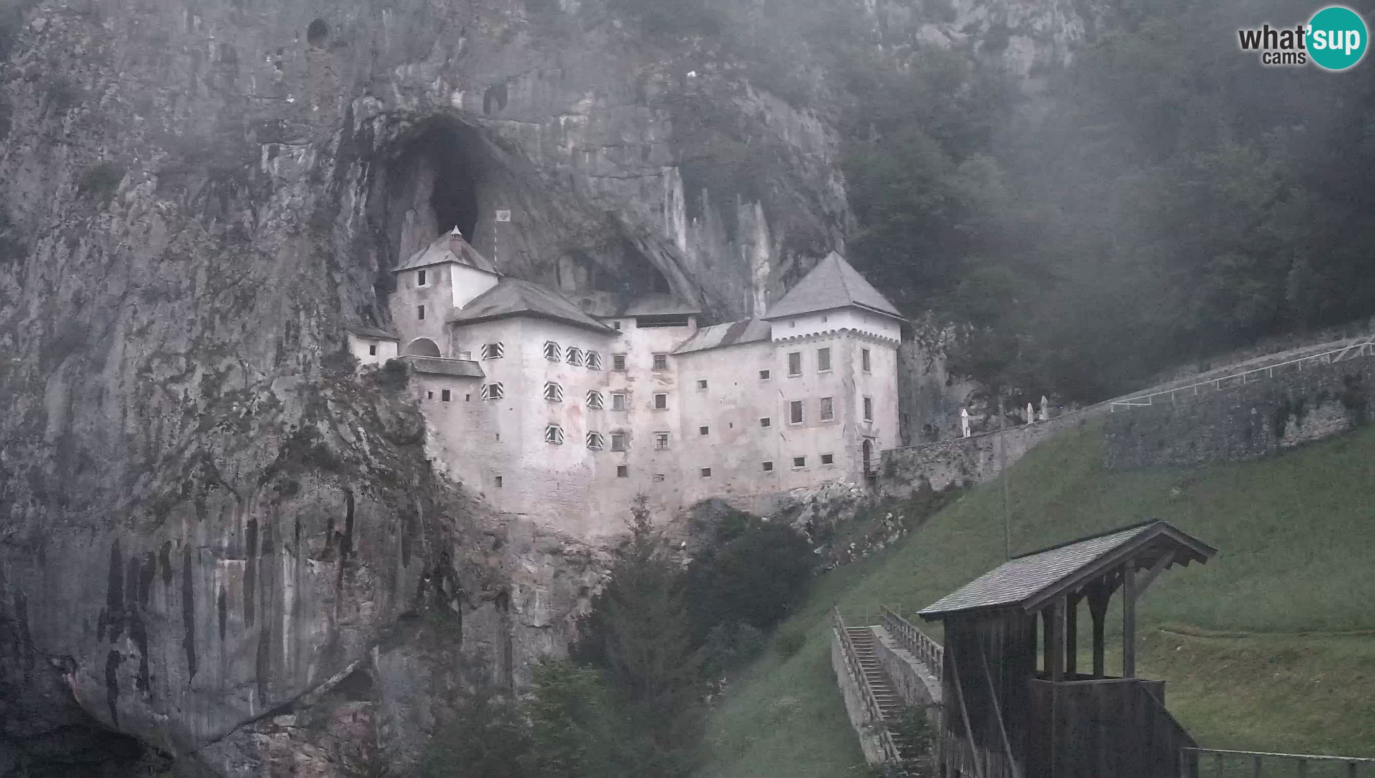 Live Webcam Castello di Predjama – Postumia – Slovenia