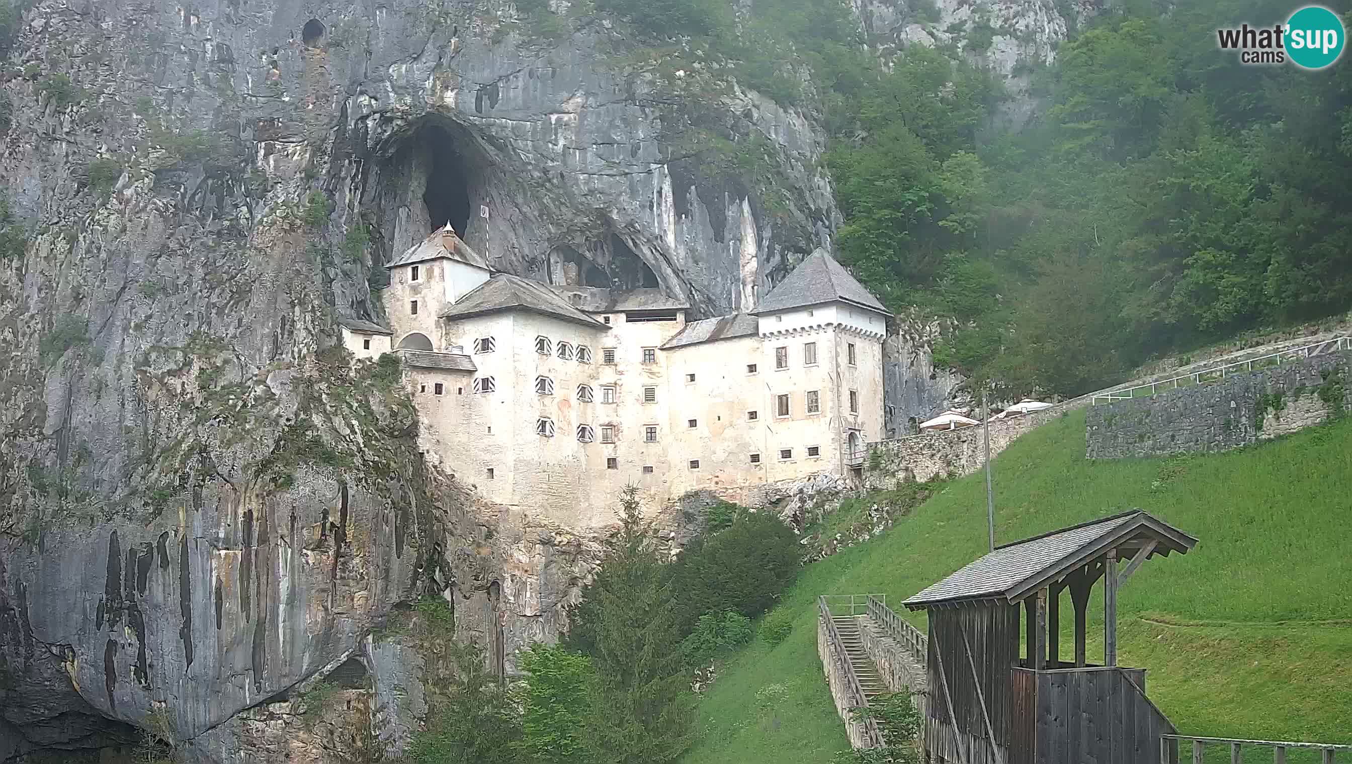 Live Webcam Predjamski grad – Predjama Castle – Postojna – Slovenia
