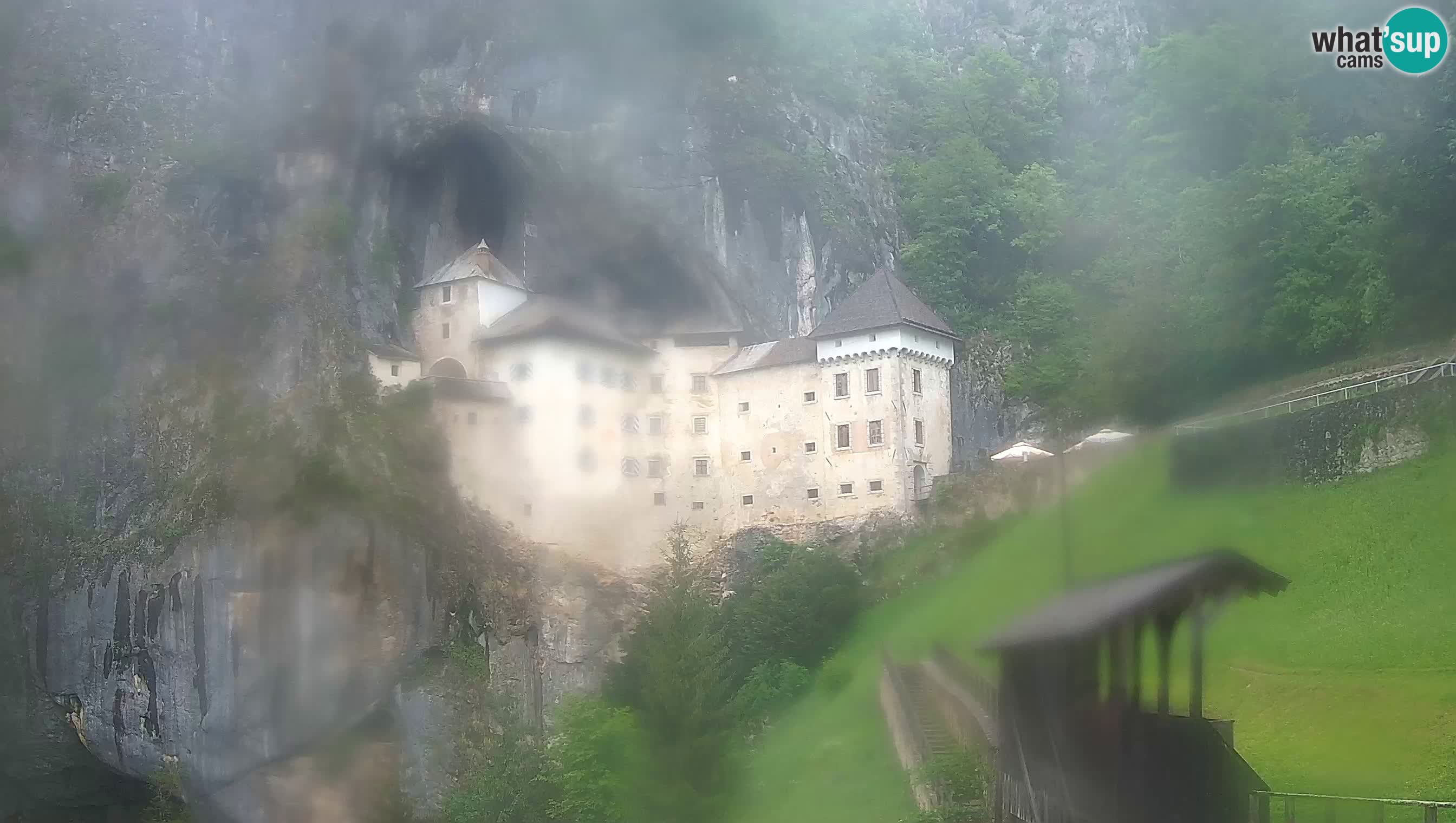 Live Webcam Castello di Predjama – Postumia – Slovenia