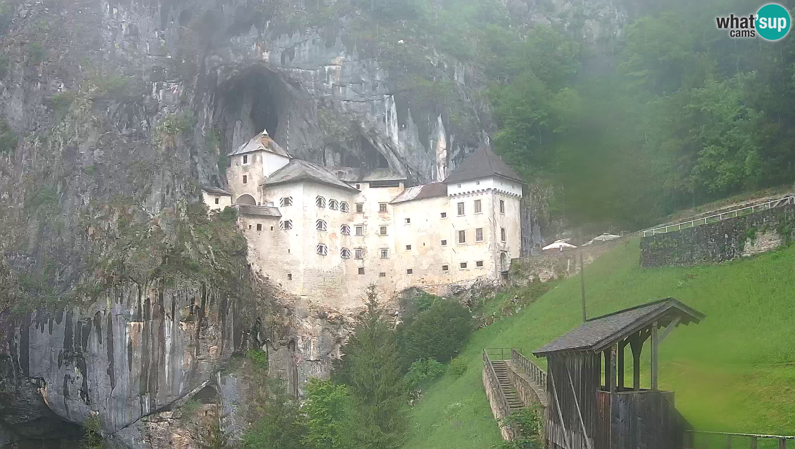 Live Webcam Castello di Predjama – Postumia – Slovenia