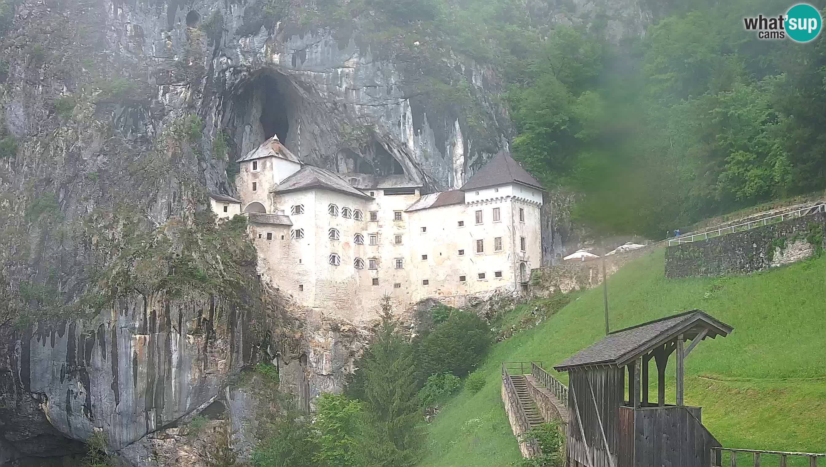Live Webcam Predjamski grad – Predjama Castle – Postojna – Slovenia