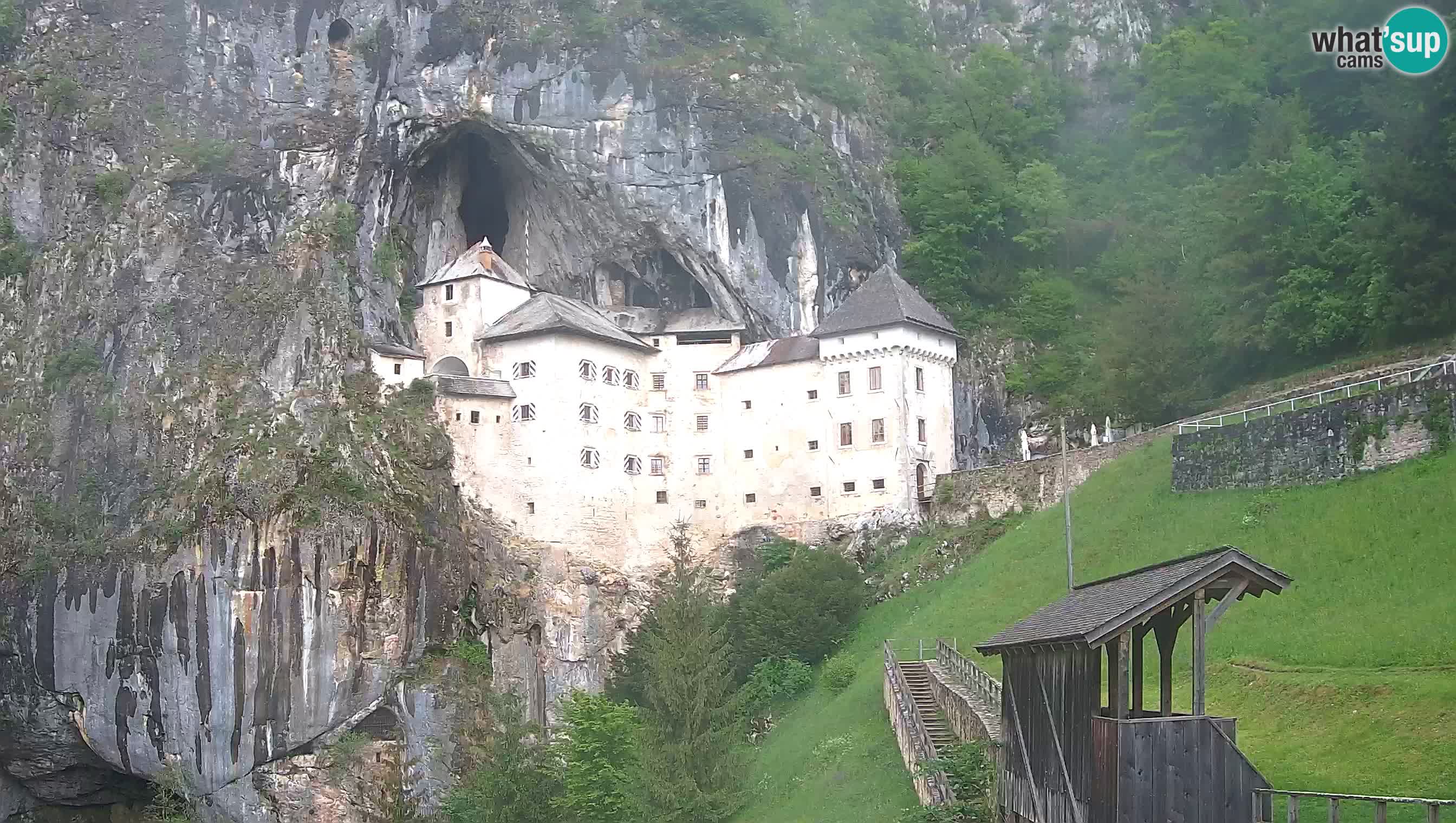 Live Webcam Predjamski grad – Predjama Castle – Postojna – Slovenia