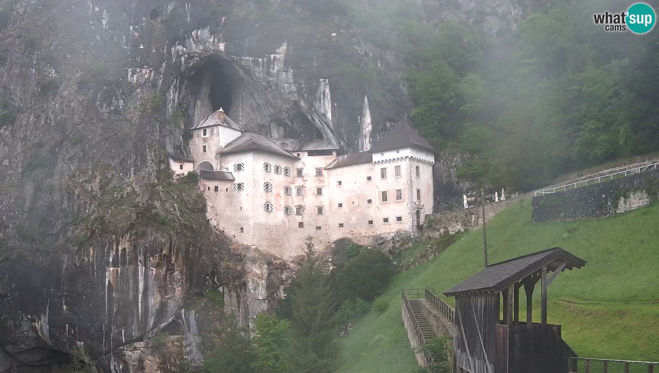 Live Webcam Castello di Predjama – Postumia – Slovenia