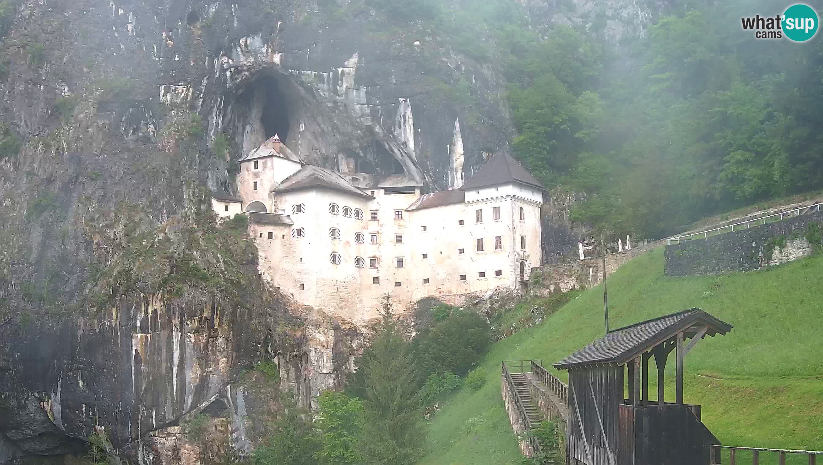 Live Webcam Castello di Predjama – Postumia – Slovenia