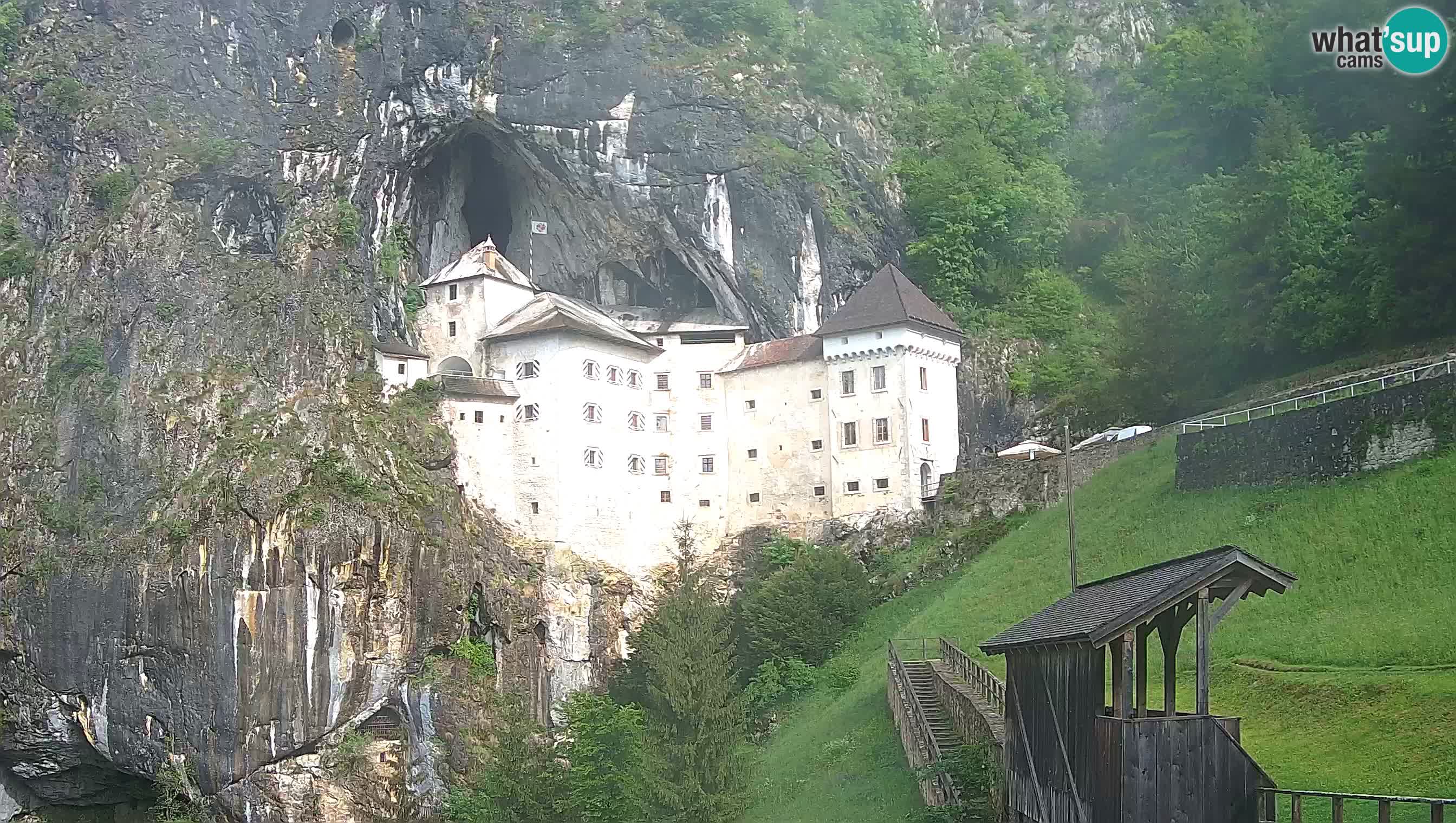 Camera en vivo Castillo de Predjama – Postojna – Eslovenia