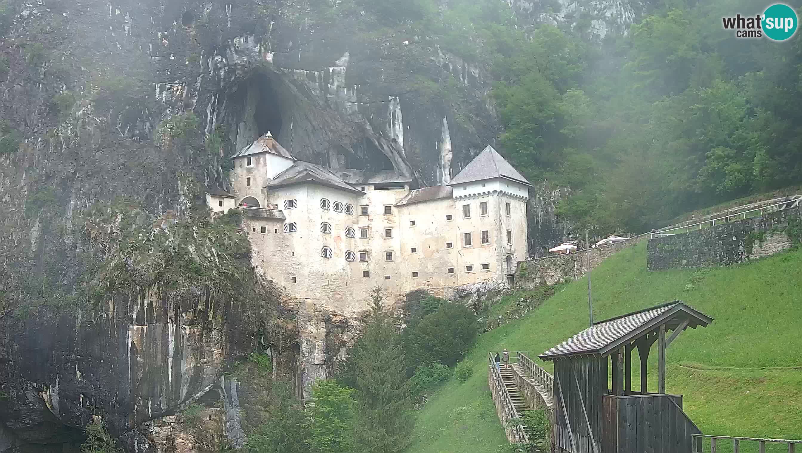 Web kamera Predjamski dvorac – Postojna – Slovenija