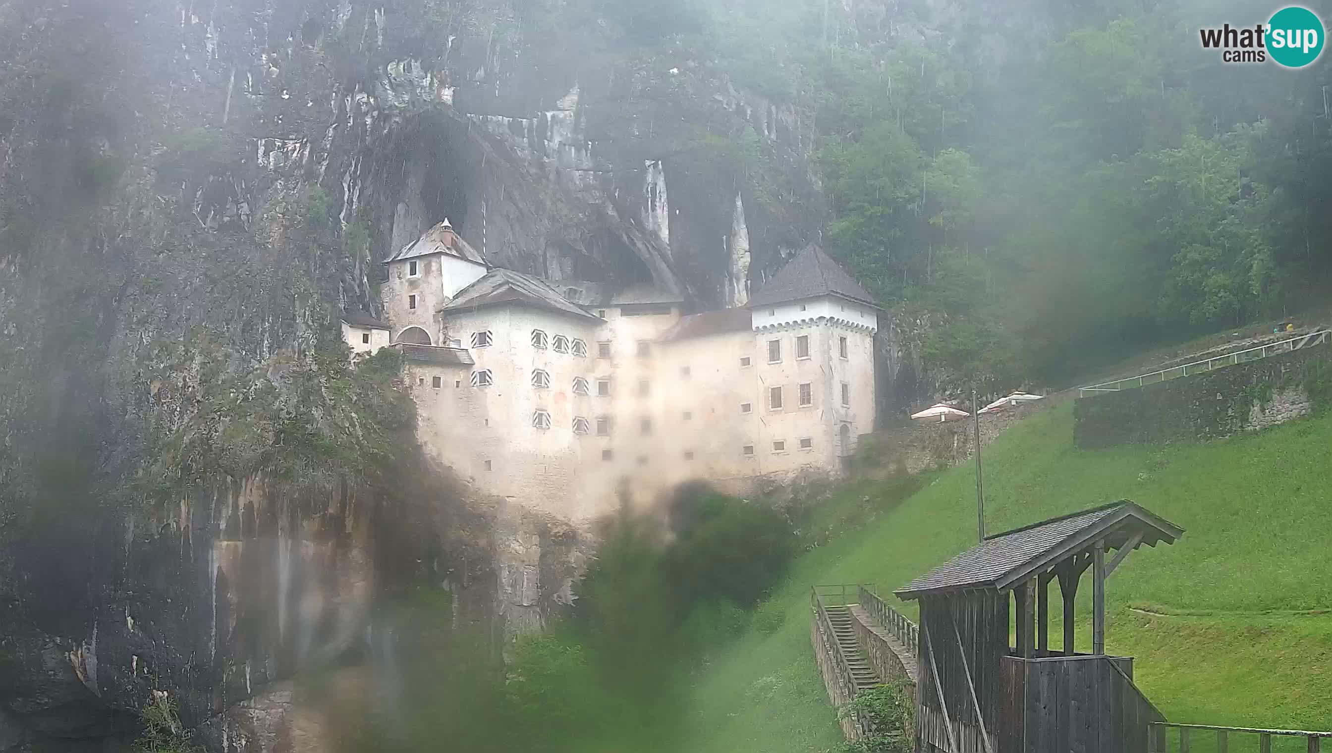 Live Webcam Predjamski grad – Predjama Castle – Postojna – Slovenia