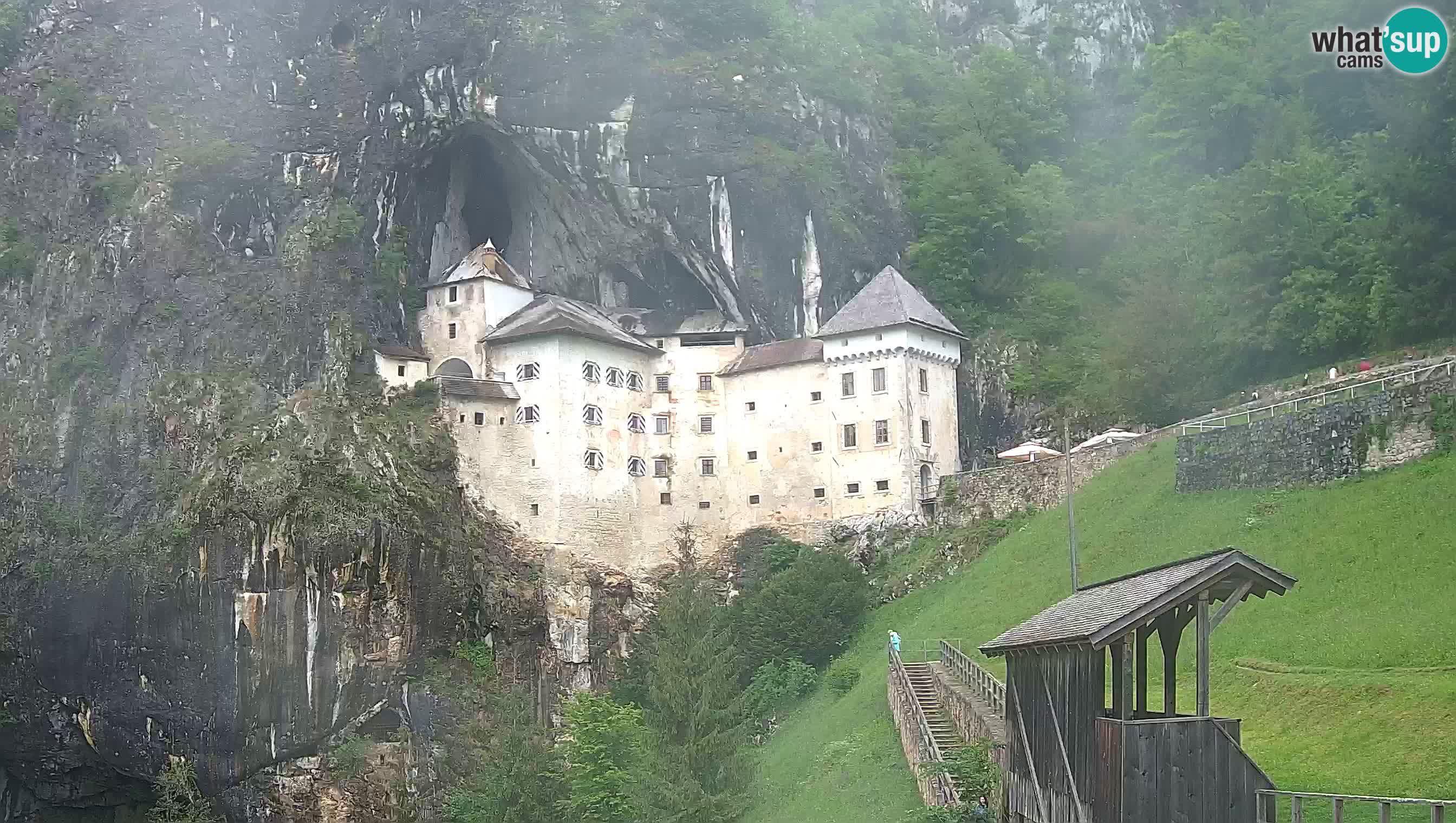 Live Webcam Grad Predjama – Château de Predjama – Postojna – Slovénie