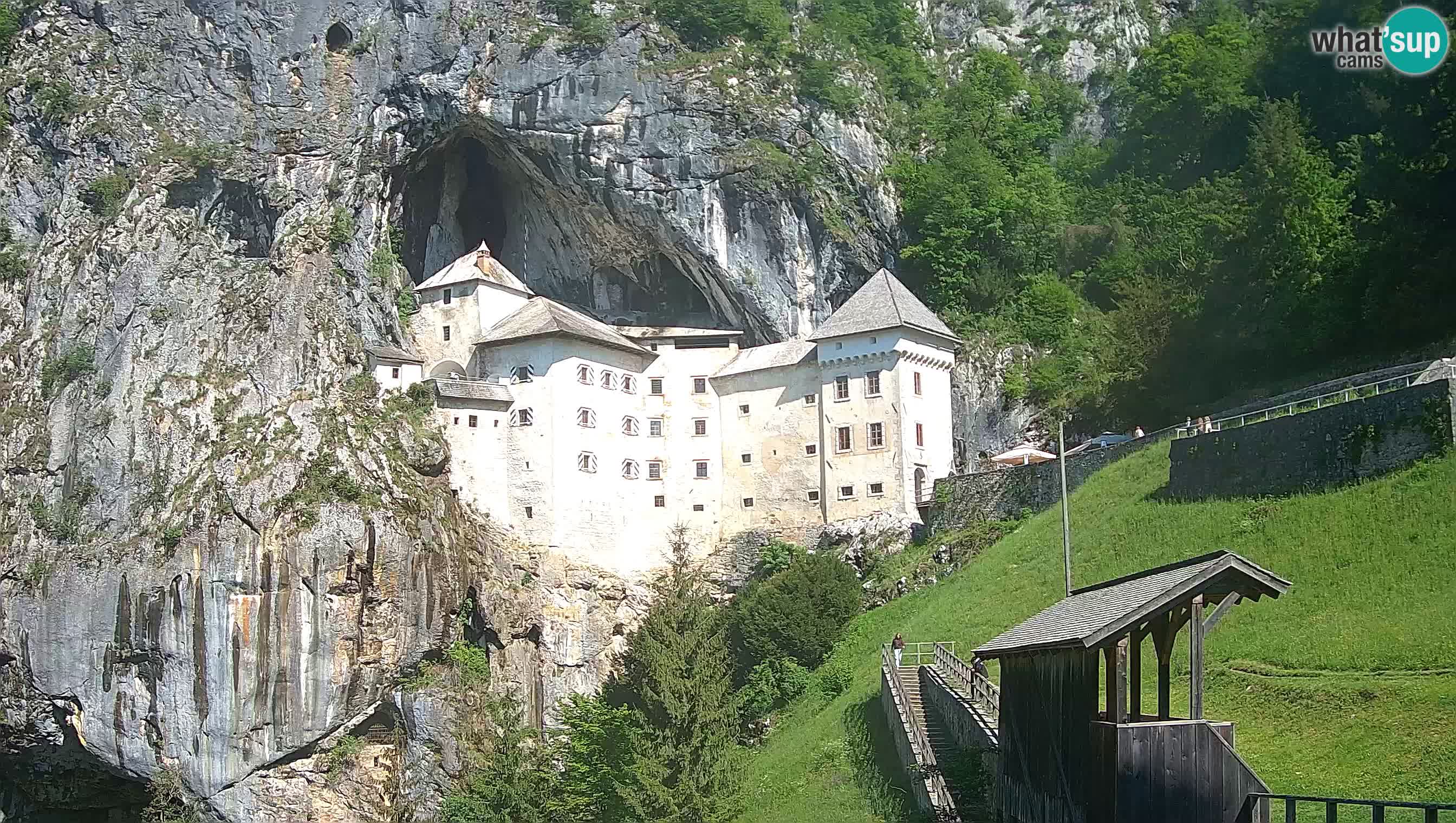 Live Webcam Höhlenburg Predjama – Postojna – Slowenien