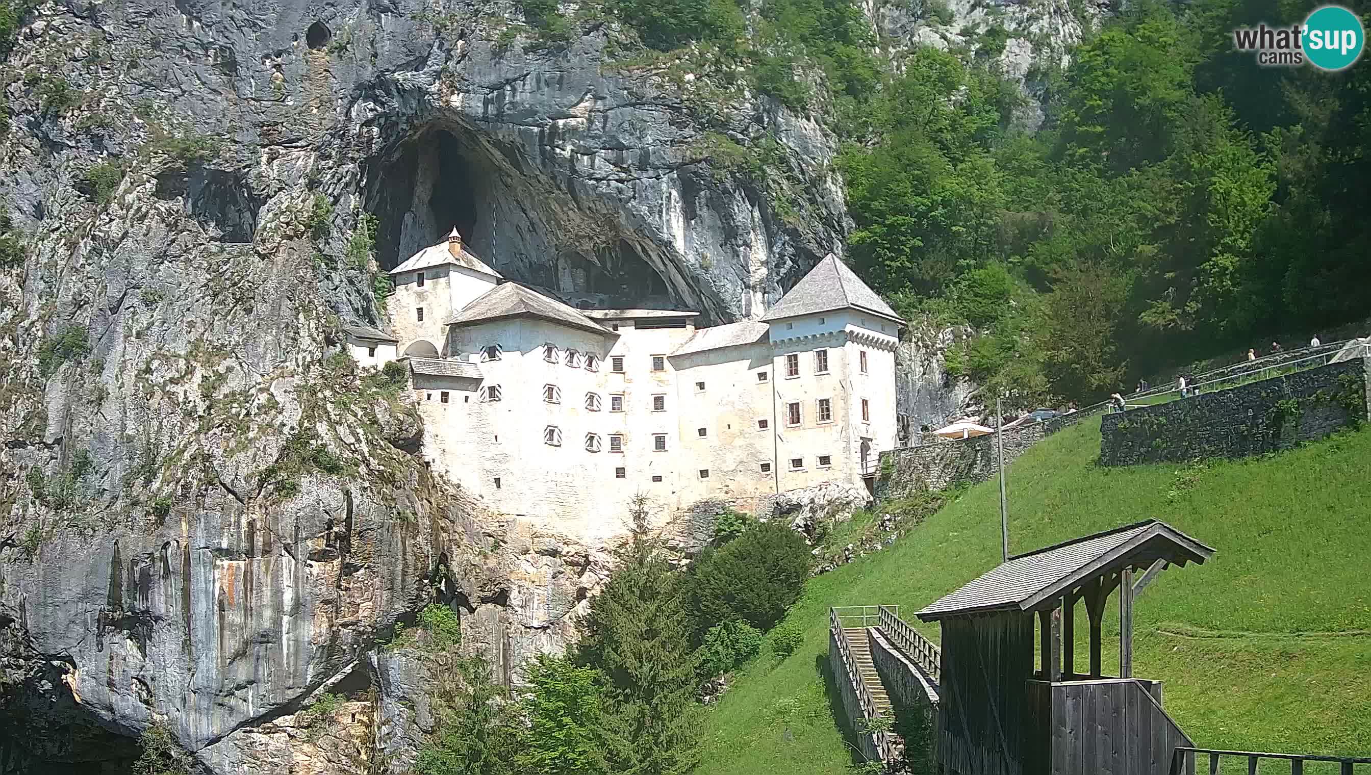 Live Webcam Höhlenburg Predjama – Postojna – Slowenien