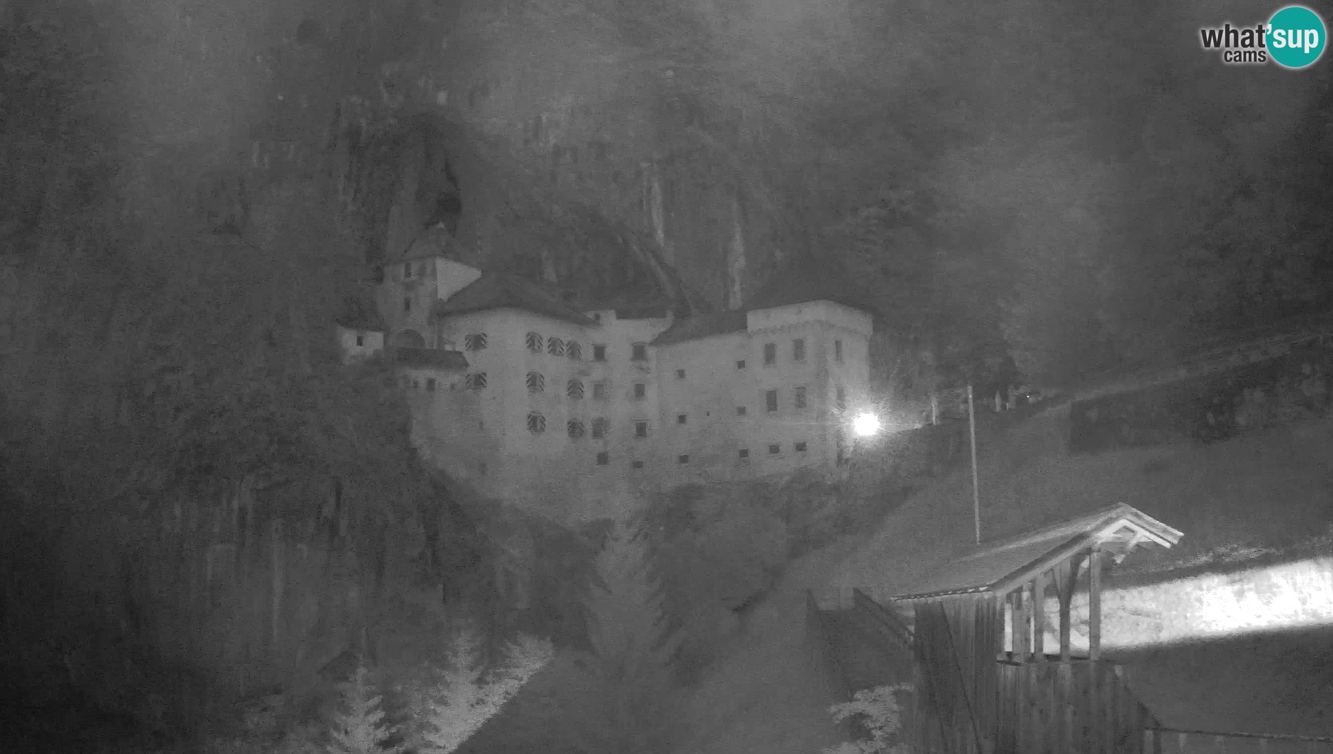 Web kamera Predjamski dvorac – Postojna – Slovenija
