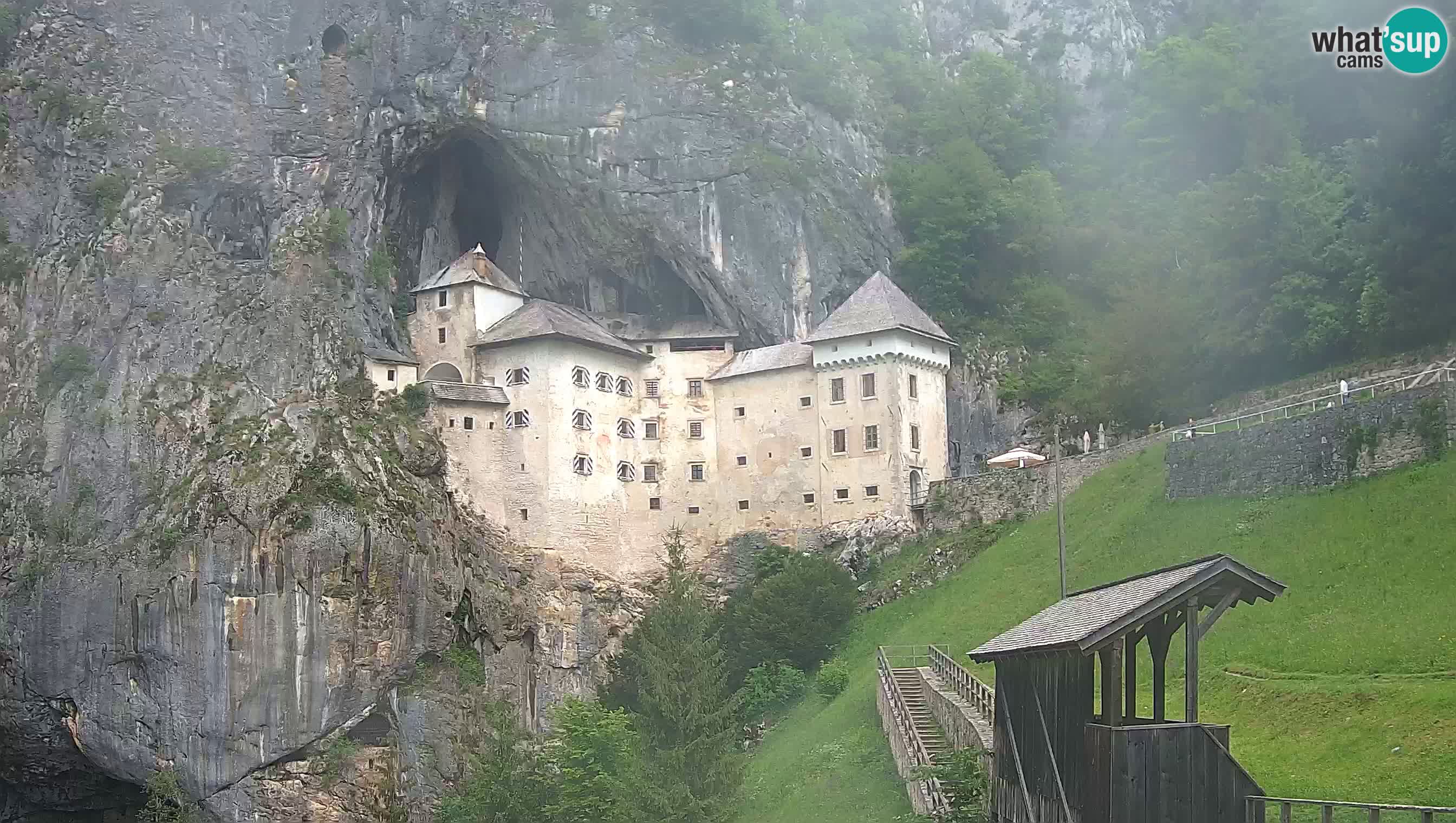 Live Webcam Castello di Predjama – Postumia – Slovenia
