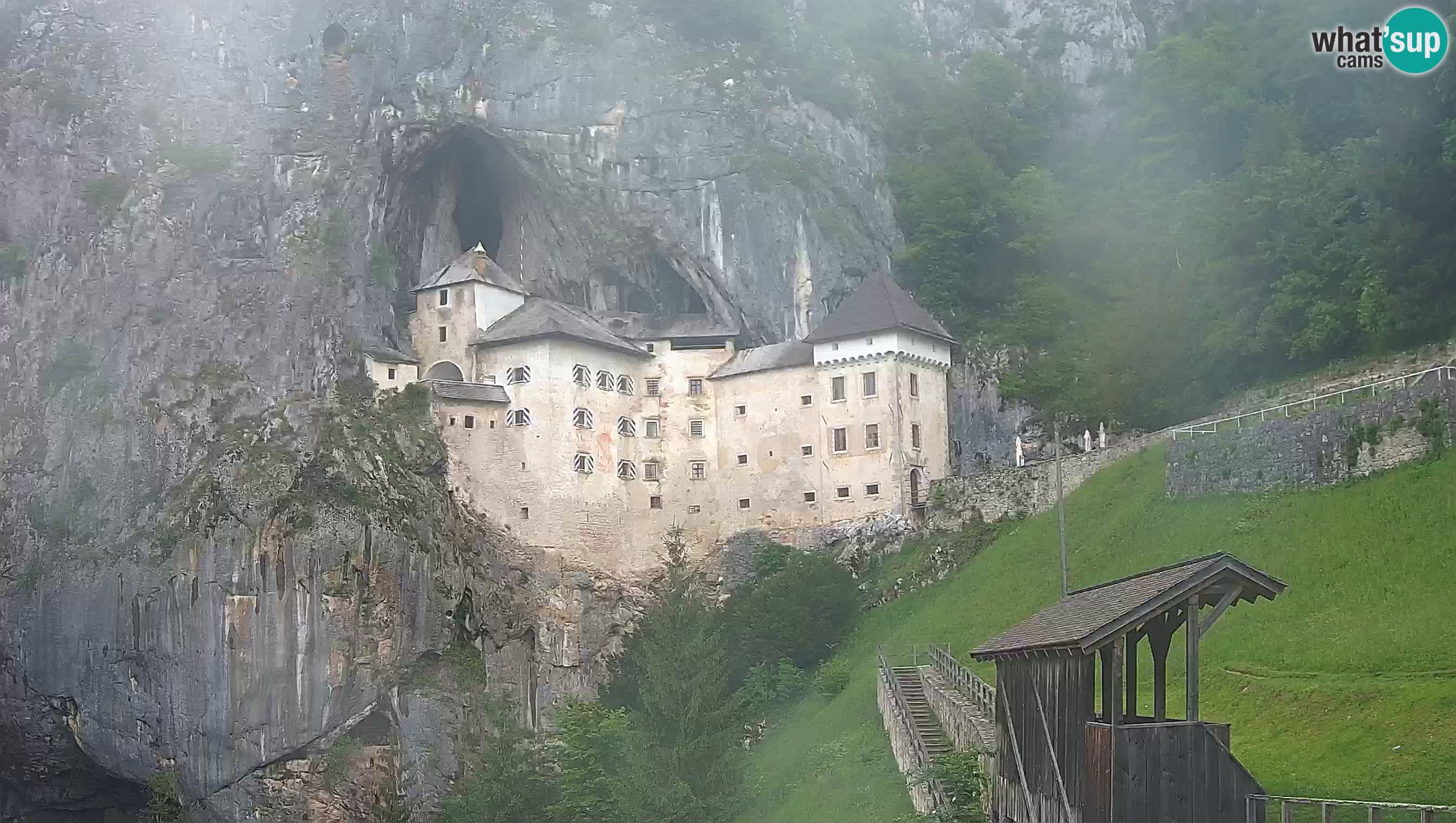 Live Webcam Castello di Predjama – Postumia – Slovenia