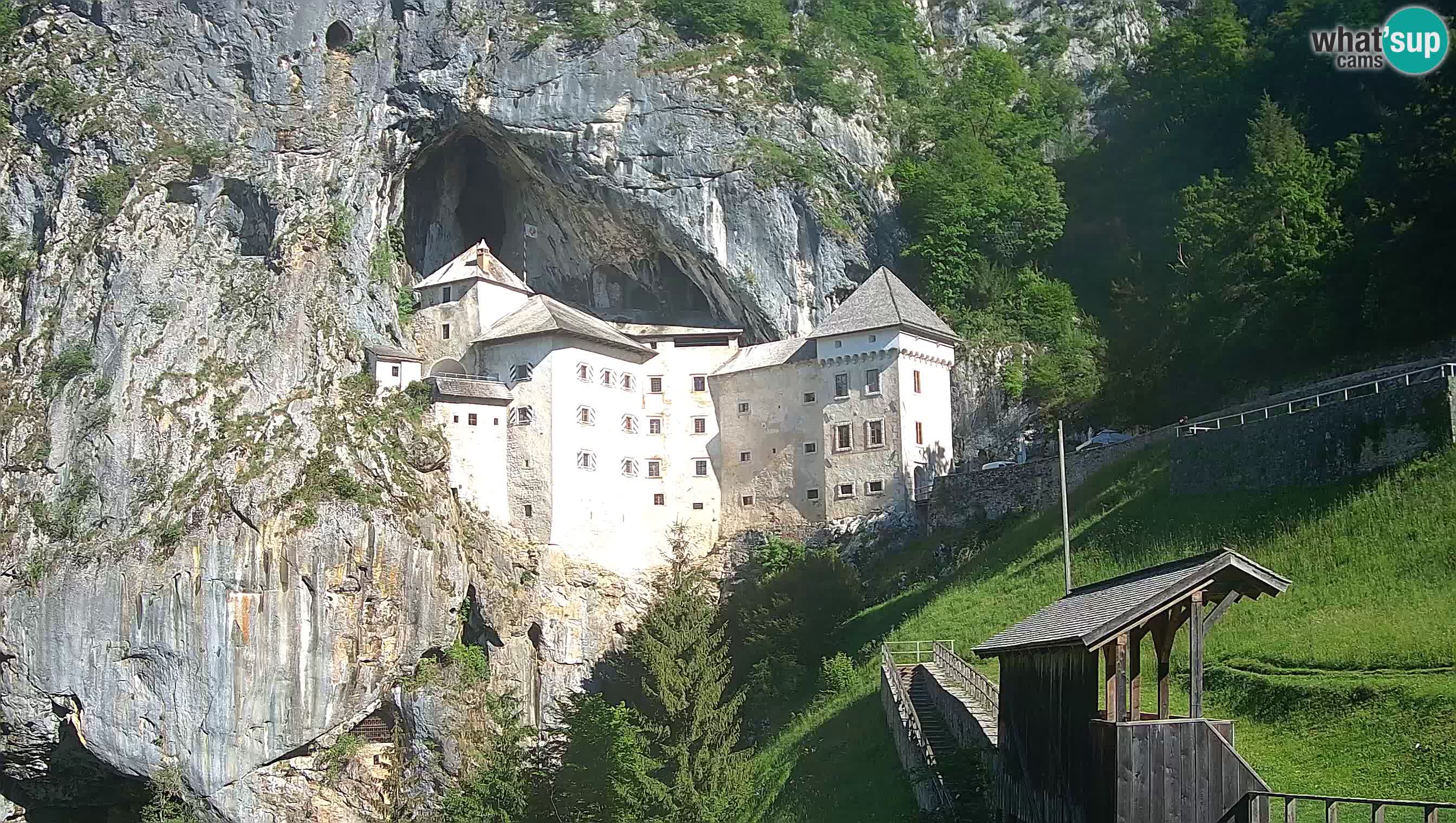 Live Webcam Castello di Predjama – Postumia – Slovenia