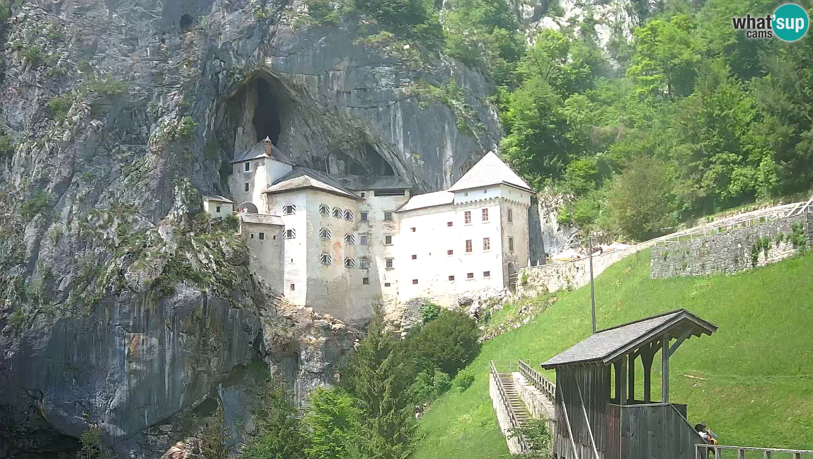 Live Webcam Predjamski grad – Predjama Castle – Postojna – Slovenia