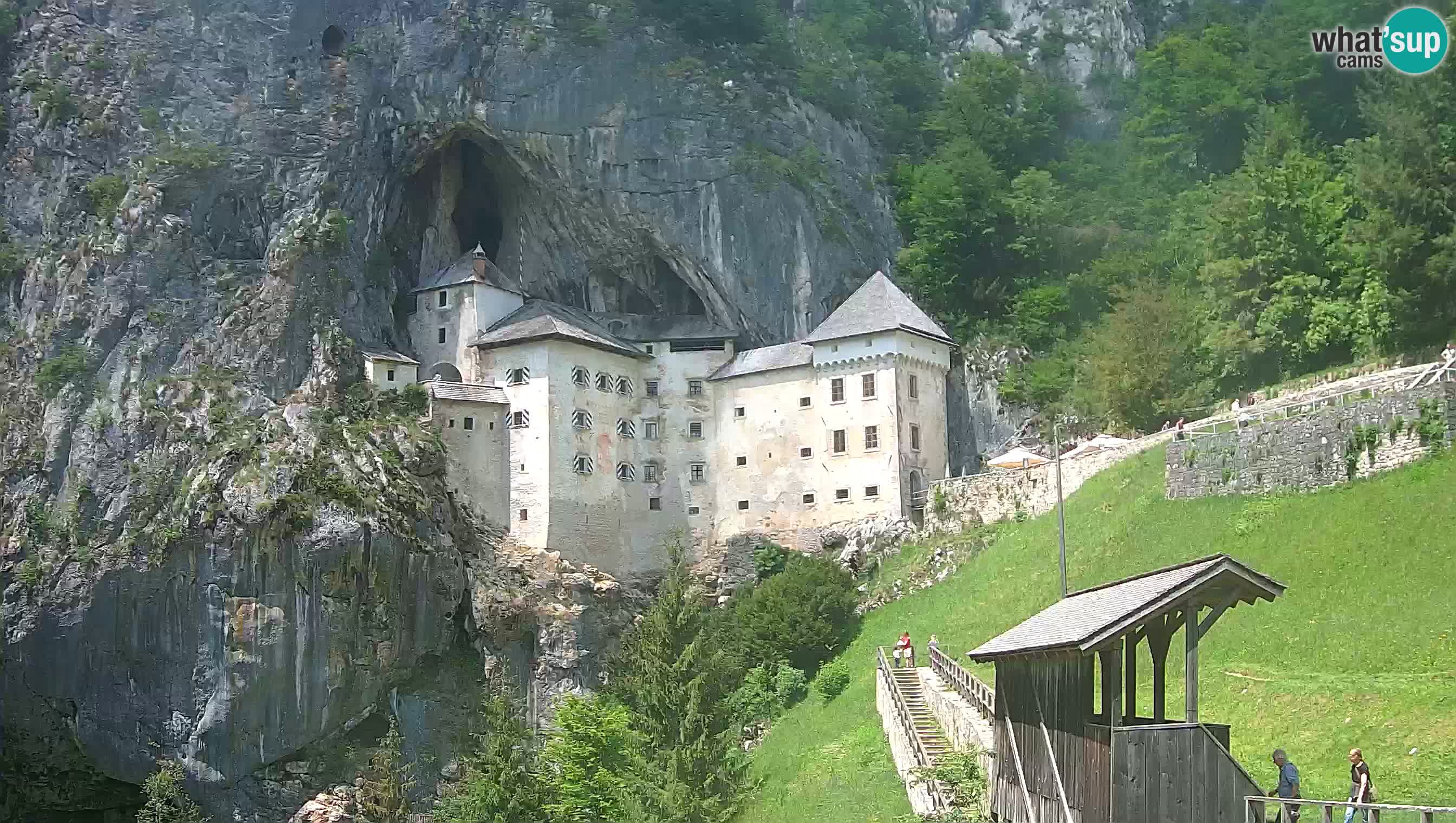 Live Webcam Grad Predjama – Château de Predjama – Postojna – Slovénie