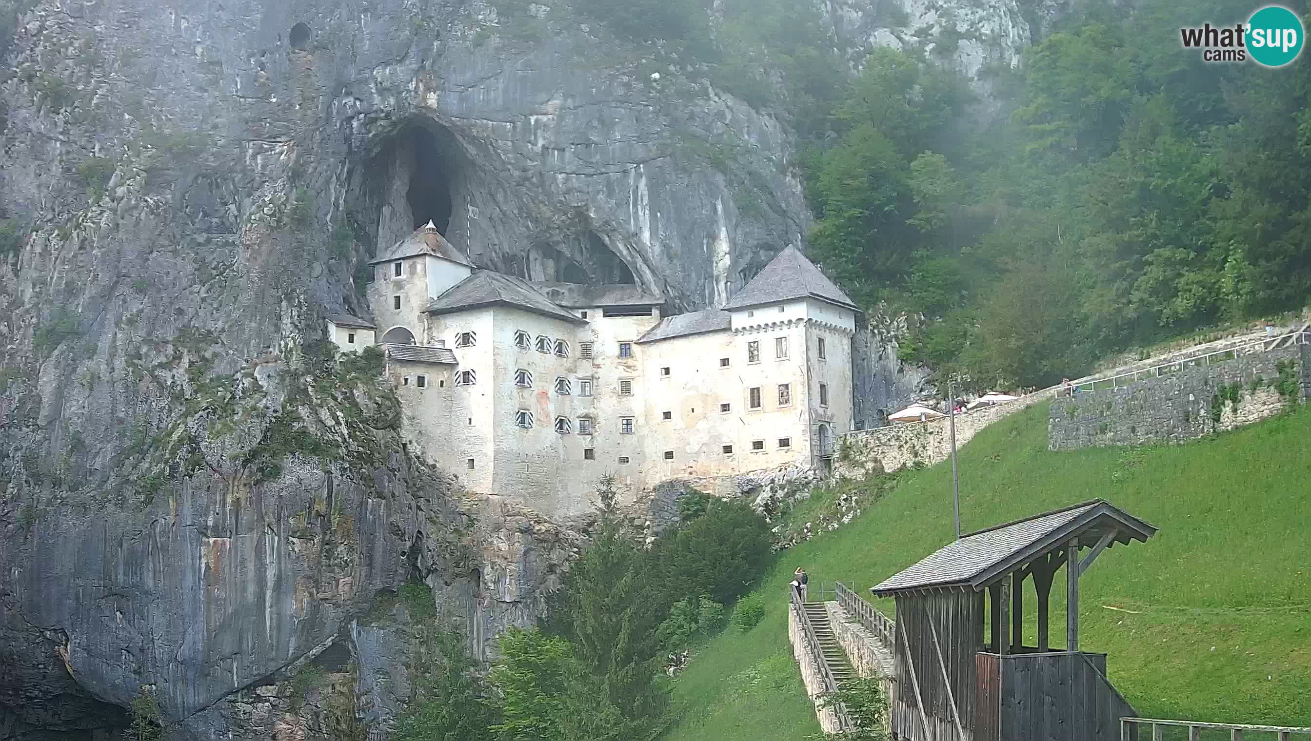Web kamera Predjamski dvorac – Postojna – Slovenija