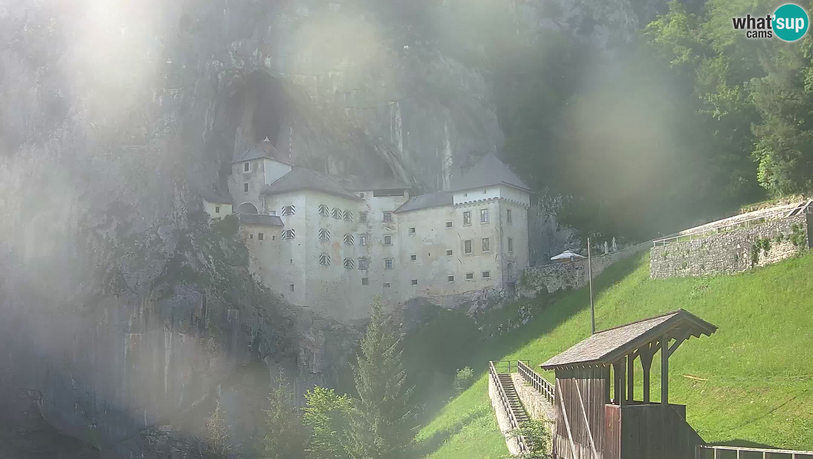 Live Webcam Castello di Predjama – Postumia – Slovenia