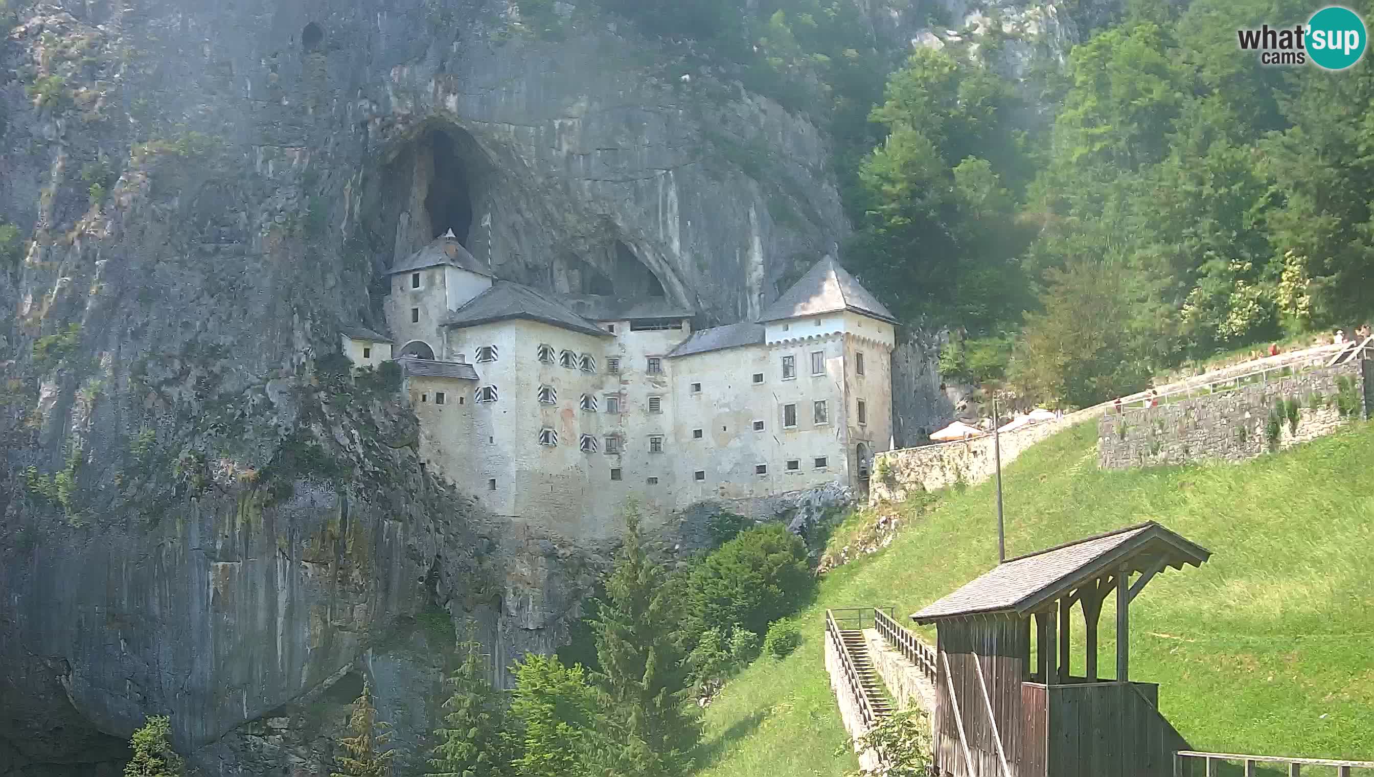 Camera en vivo Castillo de Predjama – Postojna – Eslovenia