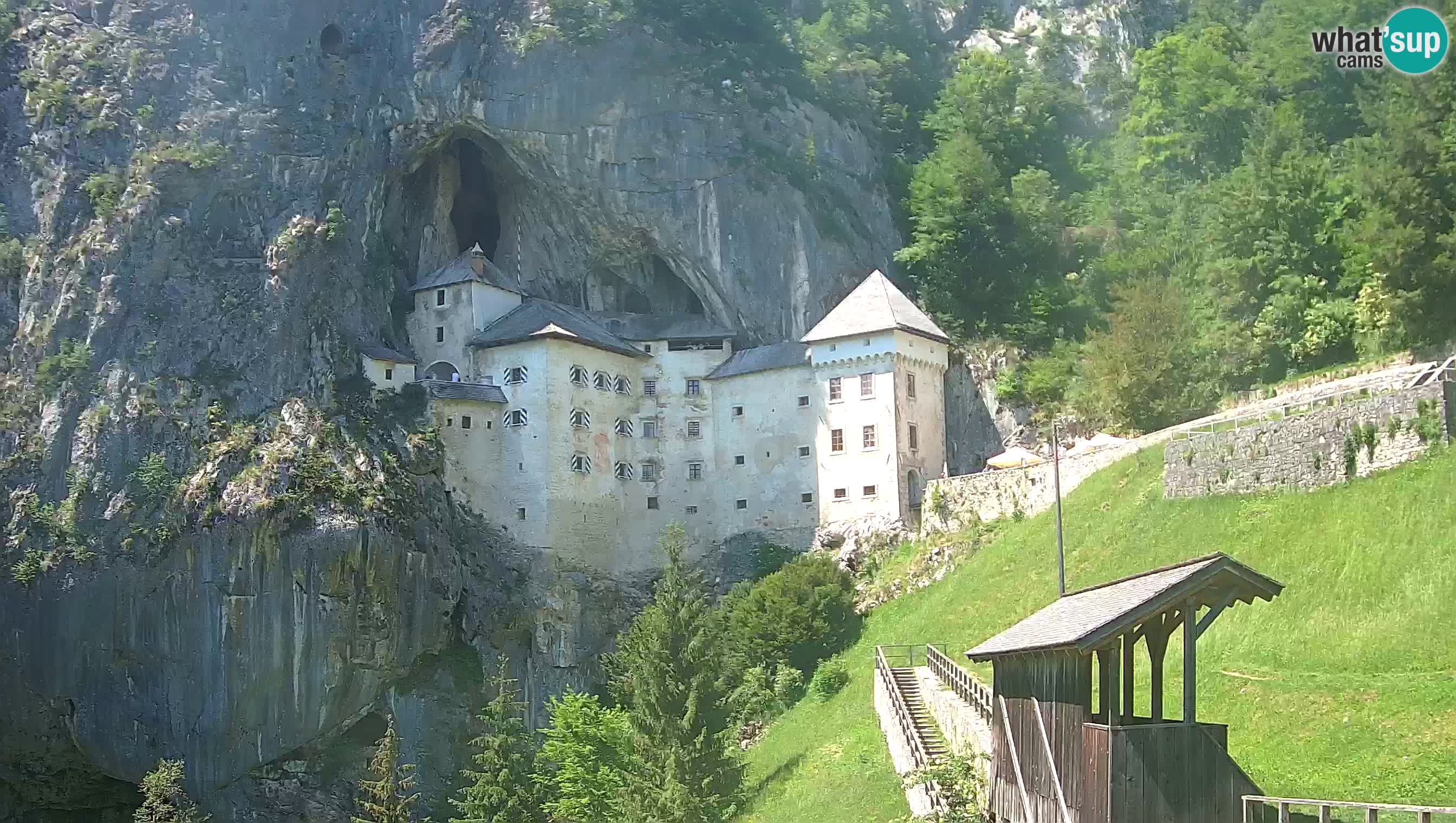 Camera en vivo Castillo de Predjama – Postojna – Eslovenia