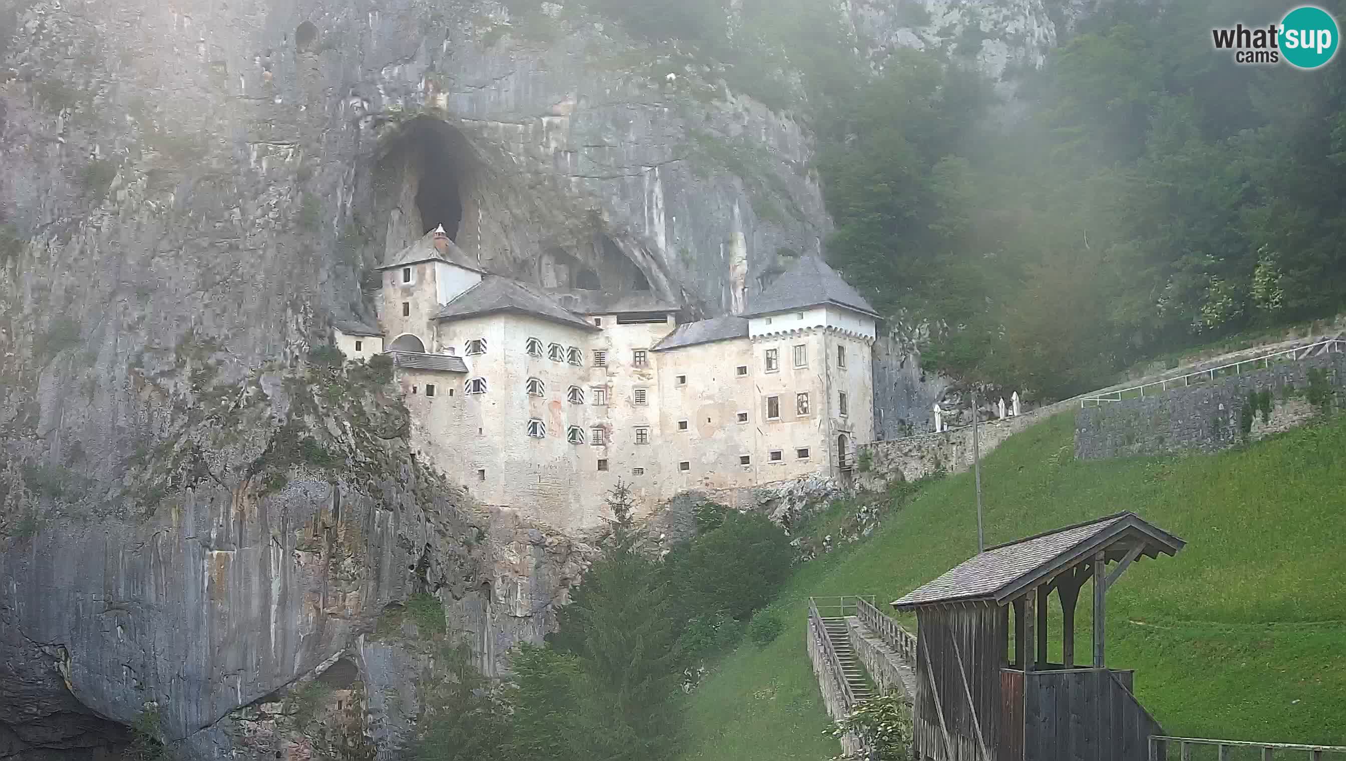 Live Webcam Predjamski grad – Predjama Castle – Postojna – Slovenia