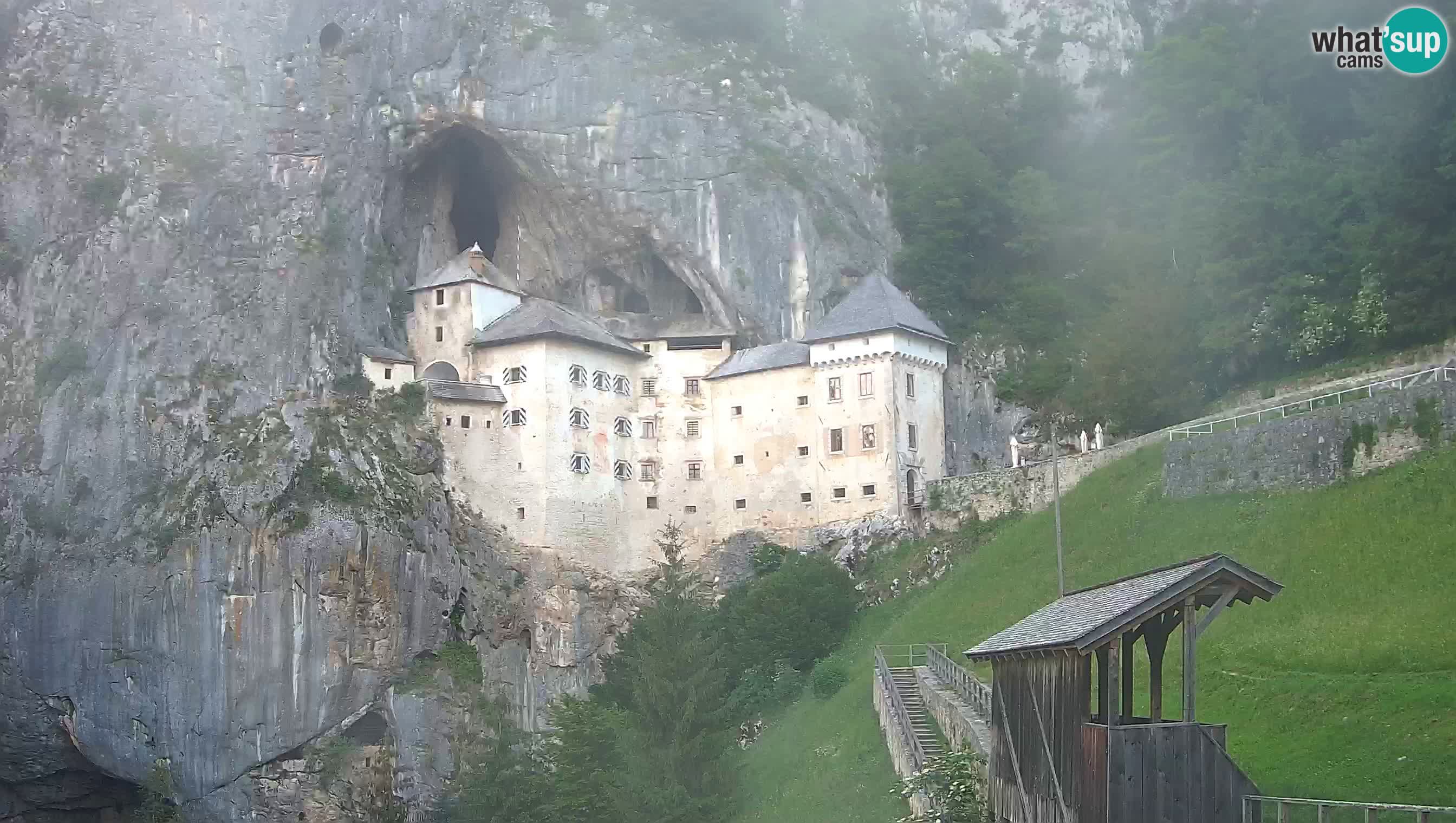 Live Webcam Grad Predjama – Château de Predjama – Postojna – Slovénie