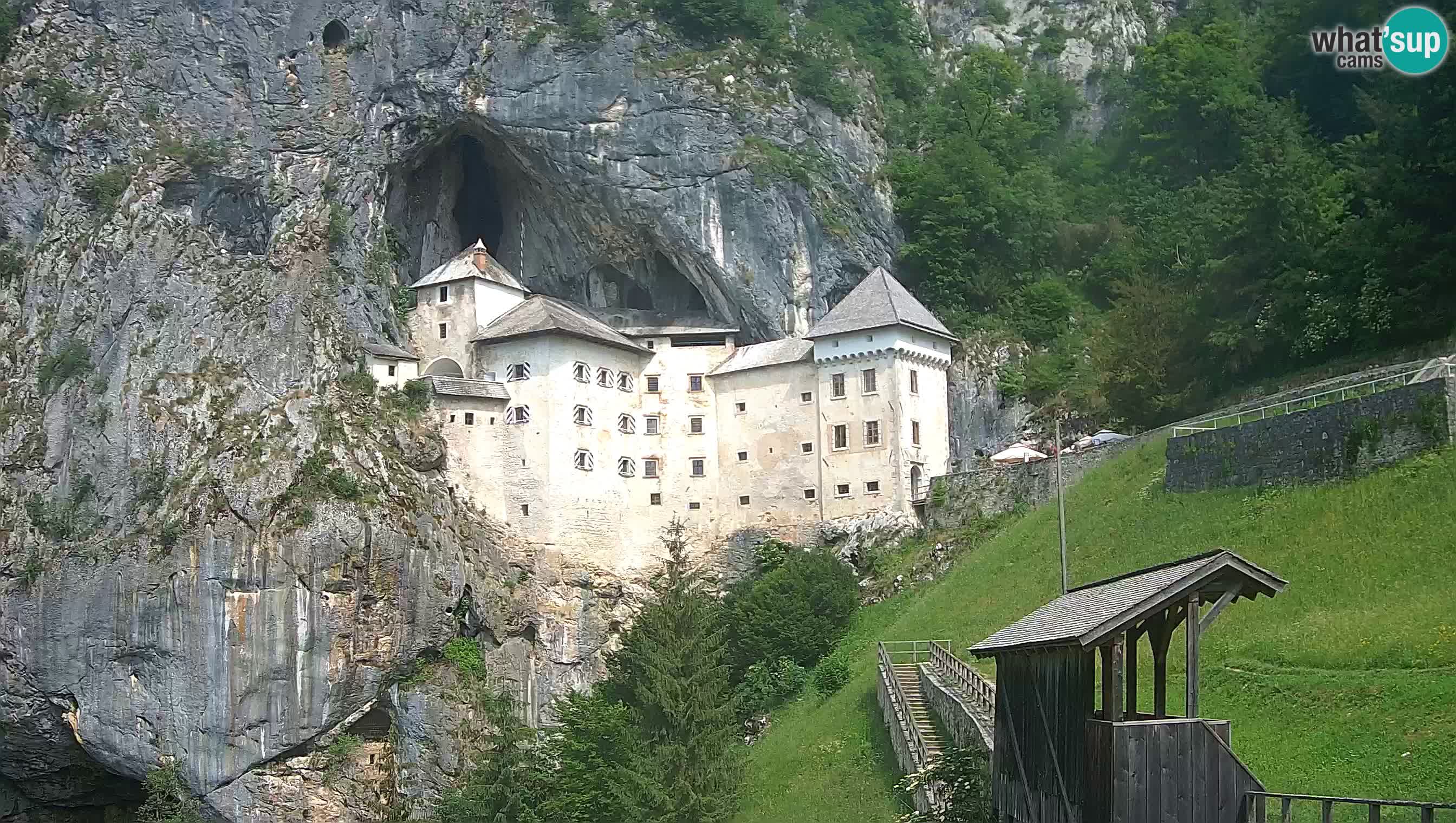 Live Webcam Predjamski grad – Predjama Castle – Postojna – Slovenia