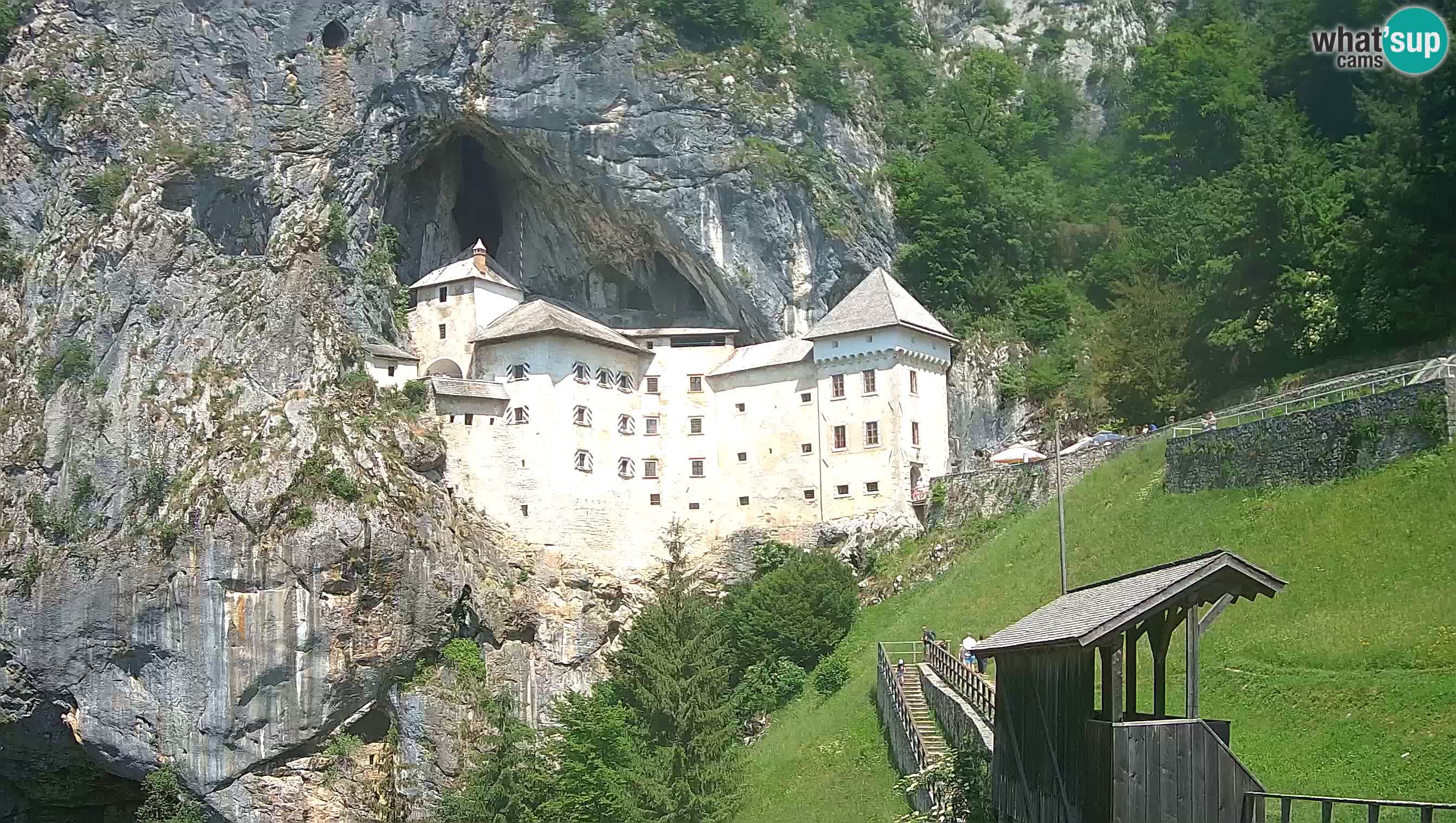 Live Webcam Castello di Predjama – Postumia – Slovenia