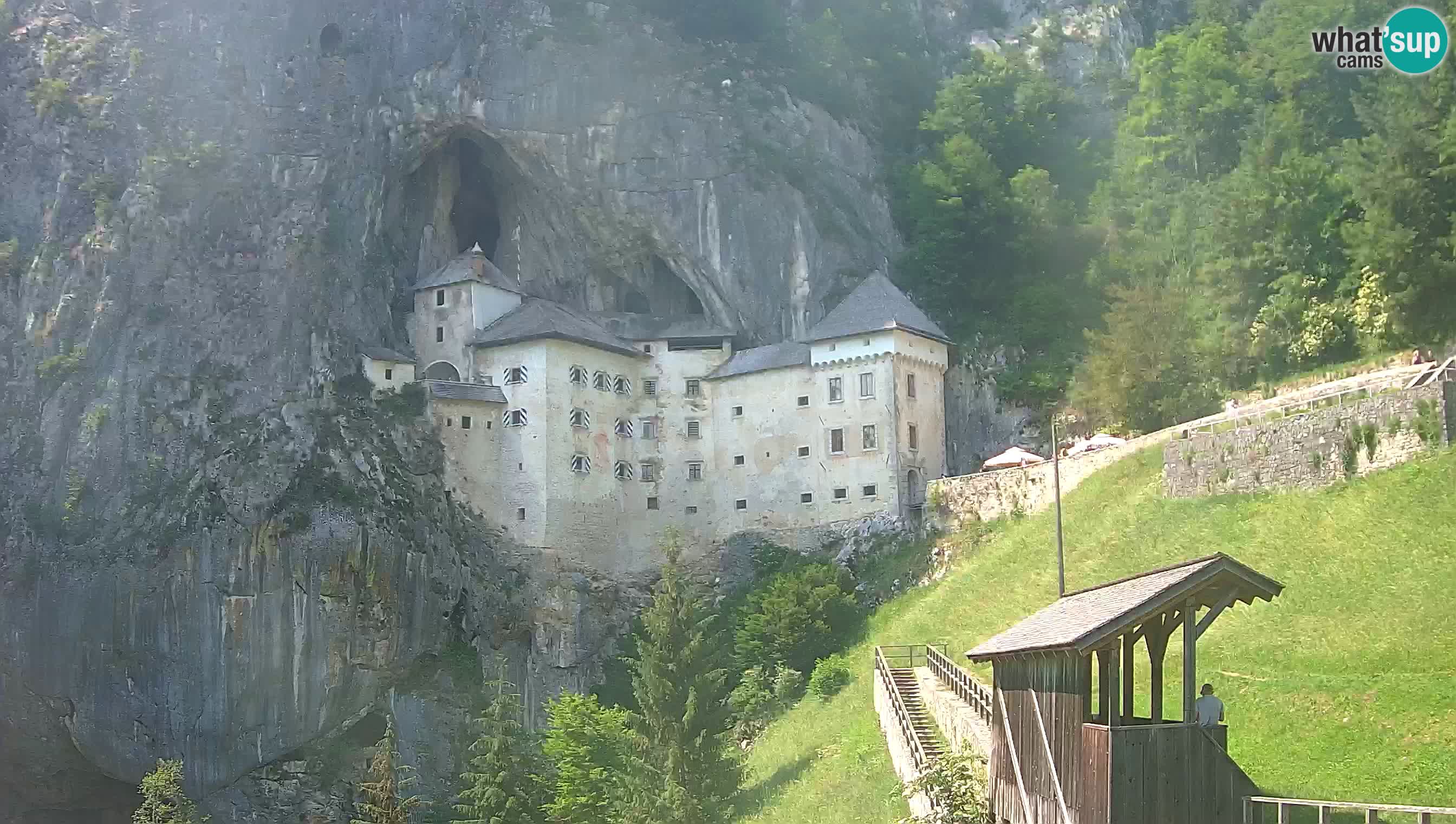 Live Webcam Predjamski grad – Predjama Castle – Postojna – Slovenia
