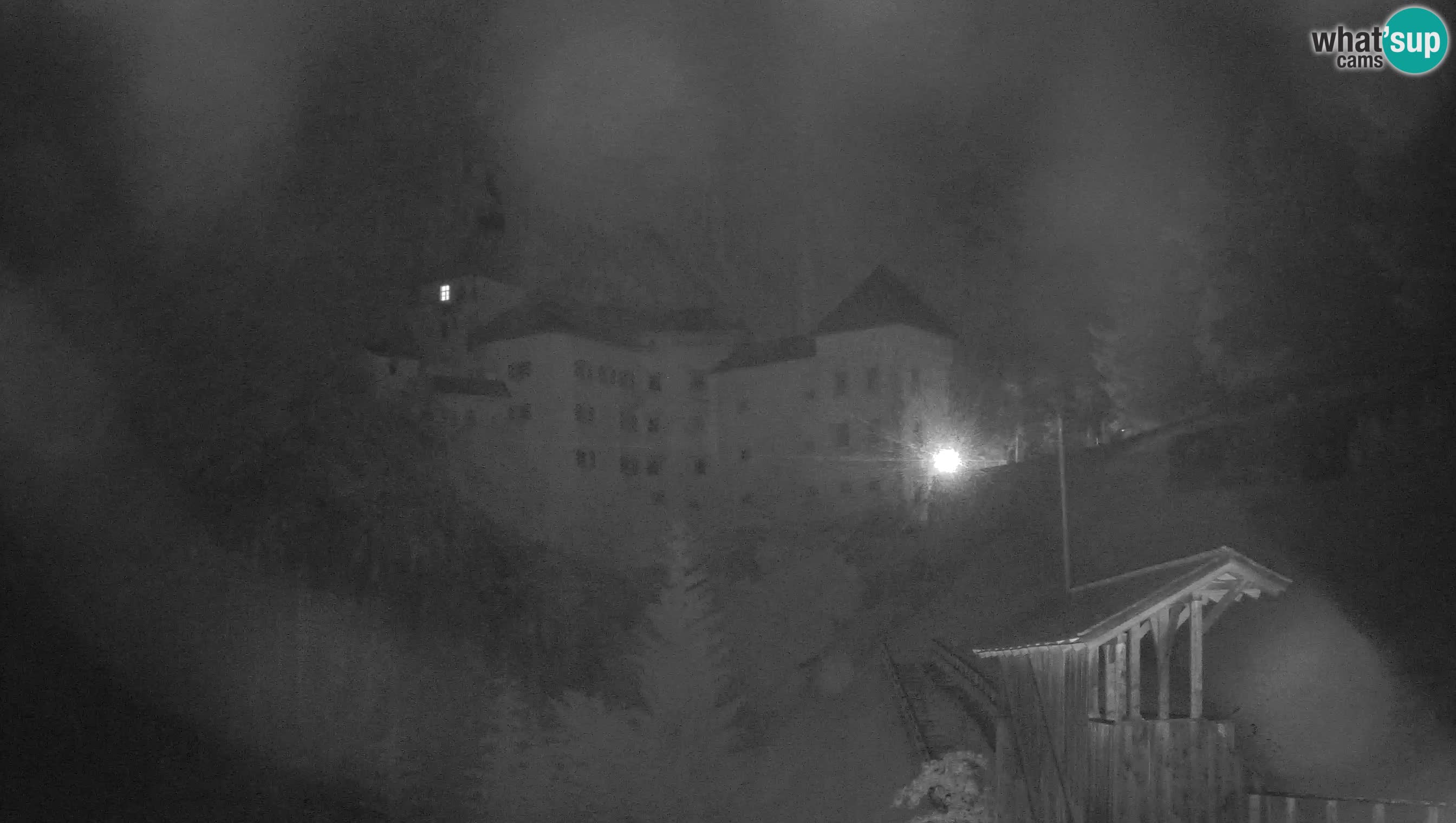 Live Webcam Höhlenburg Predjama – Postojna – Slowenien