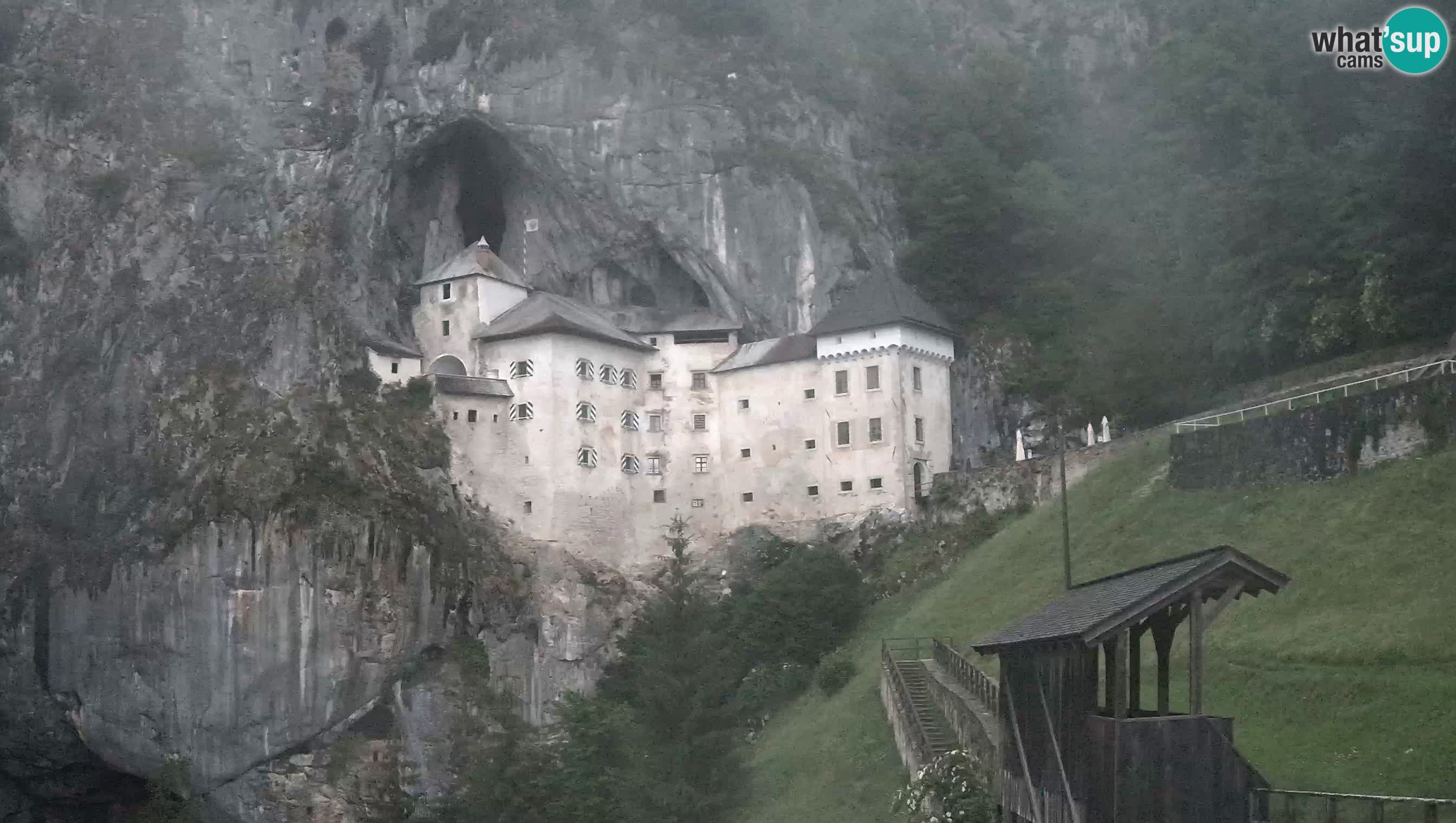 Live Webcam Höhlenburg Predjama – Postojna – Slowenien