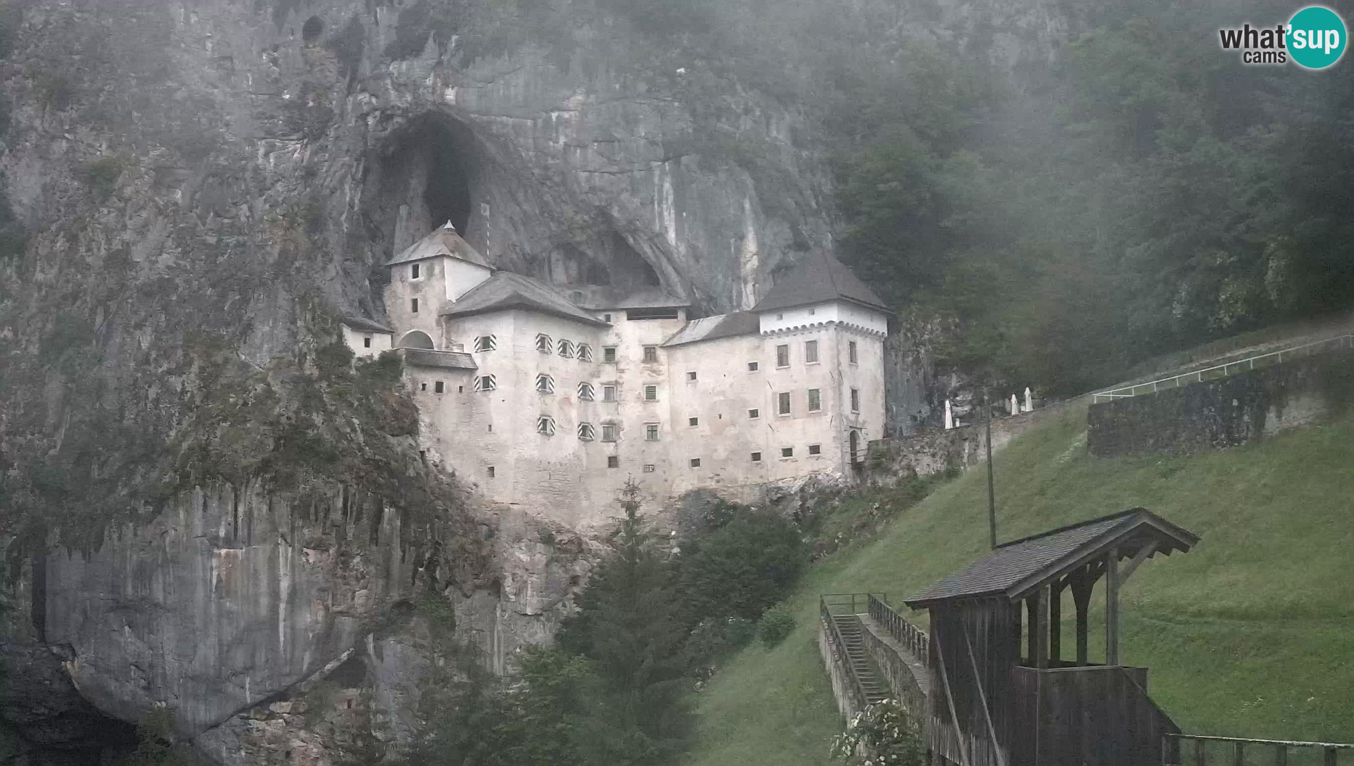 Live Webcam Höhlenburg Predjama – Postojna – Slowenien