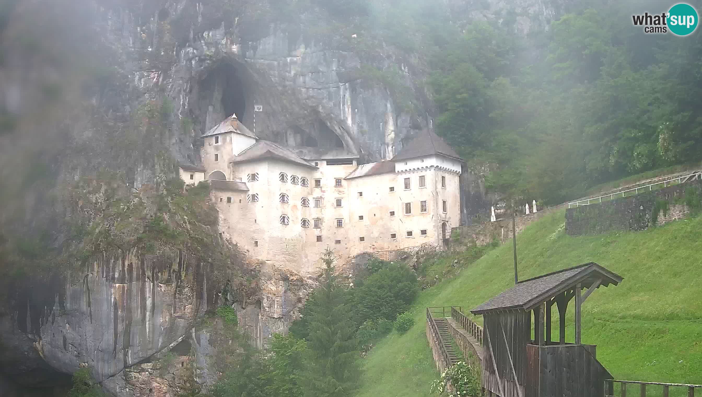 Live Webcam Castello di Predjama – Postumia – Slovenia