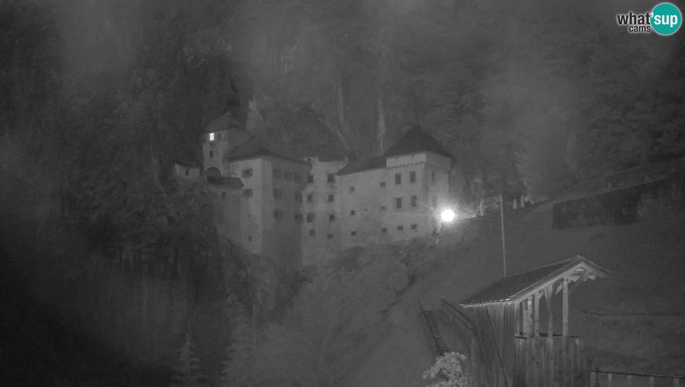 Web kamera Predjamski dvorac – Postojna – Slovenija