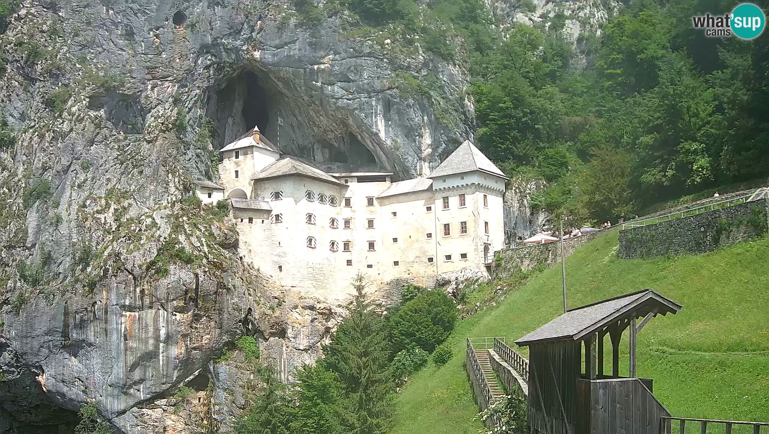 Live Webcam Höhlenburg Predjama – Postojna – Slowenien