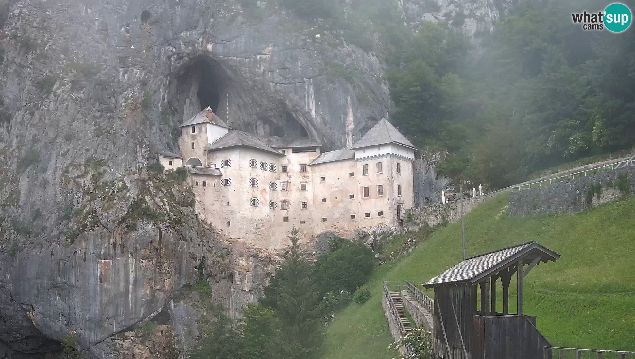 Live Webcam Castello di Predjama – Postumia – Slovenia