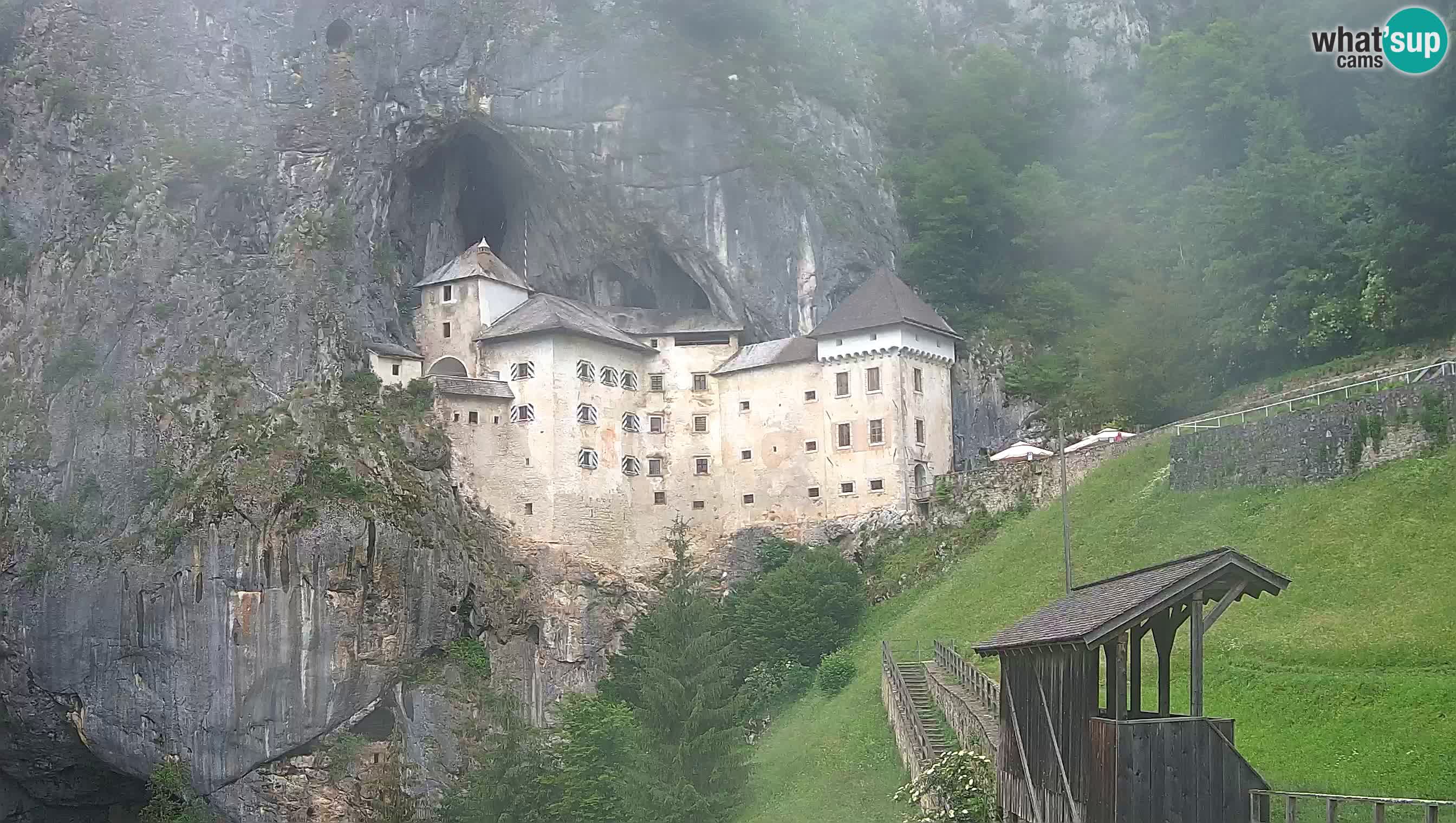 Live Webcam Castello di Predjama – Postumia – Slovenia