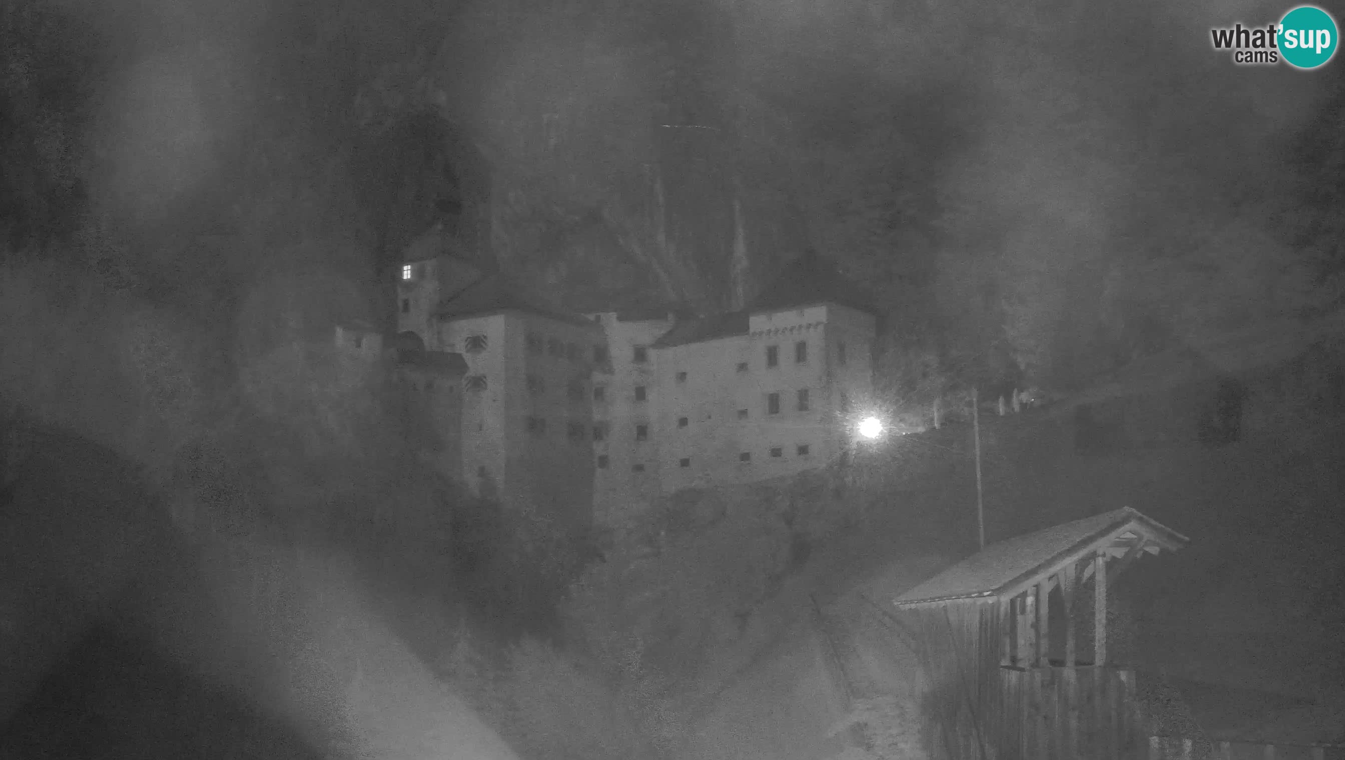 Web kamera Predjamski dvorac – Postojna – Slovenija