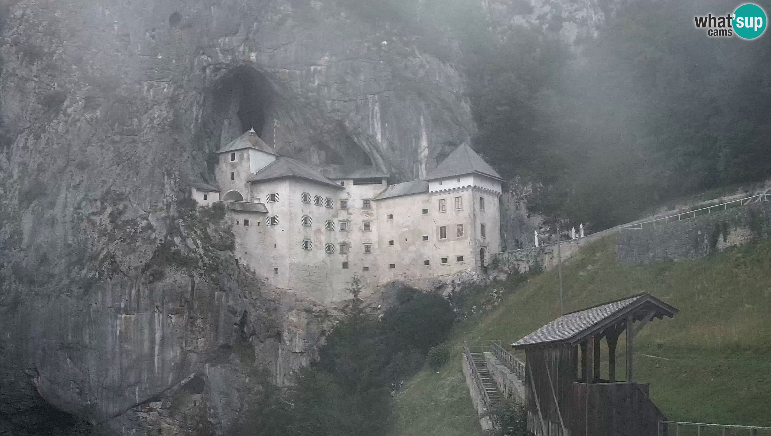 Live Webcam Predjamski grad – Predjama Castle – Postojna – Slovenia