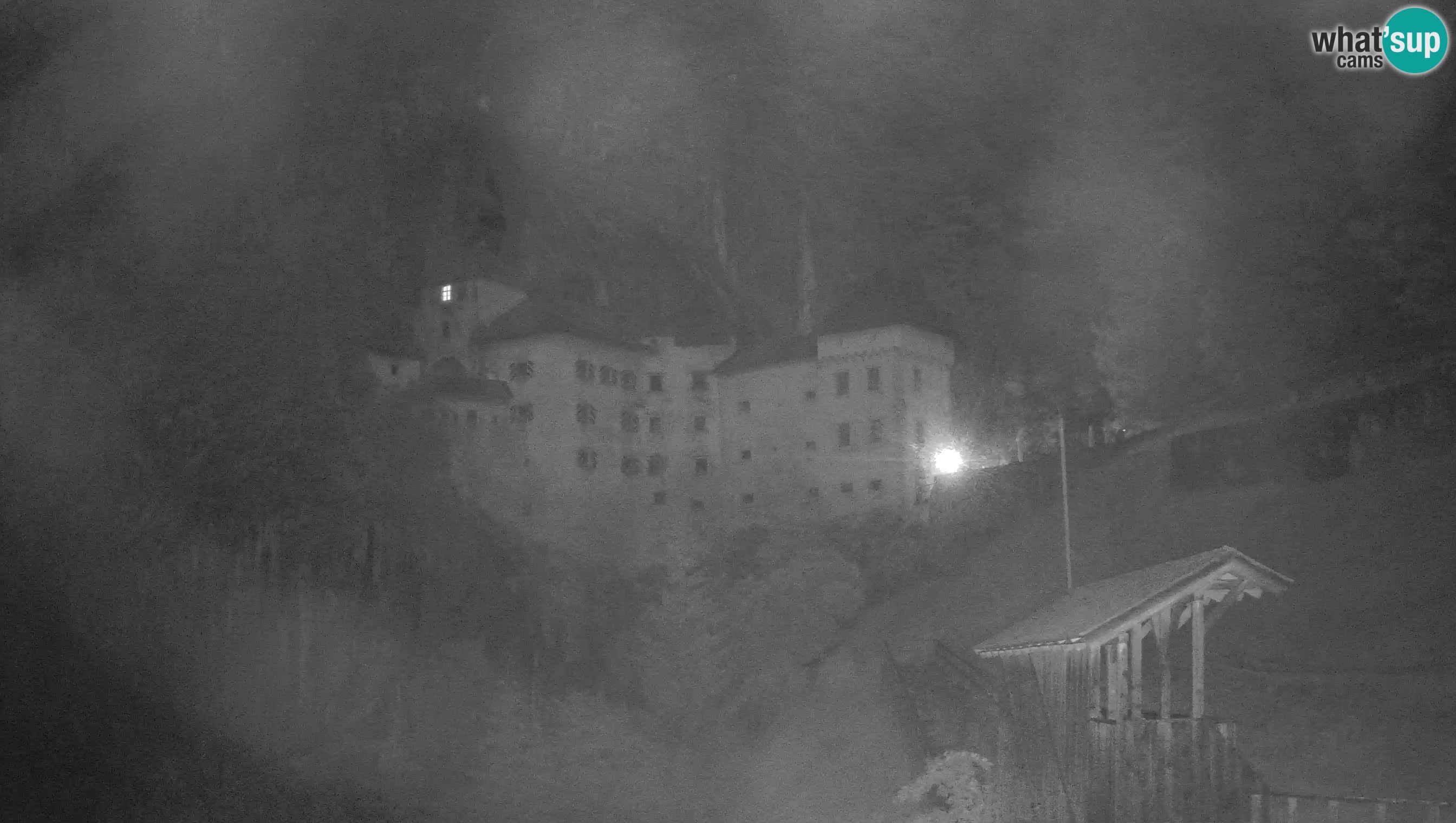 Web kamera Predjamski dvorac – Postojna – Slovenija