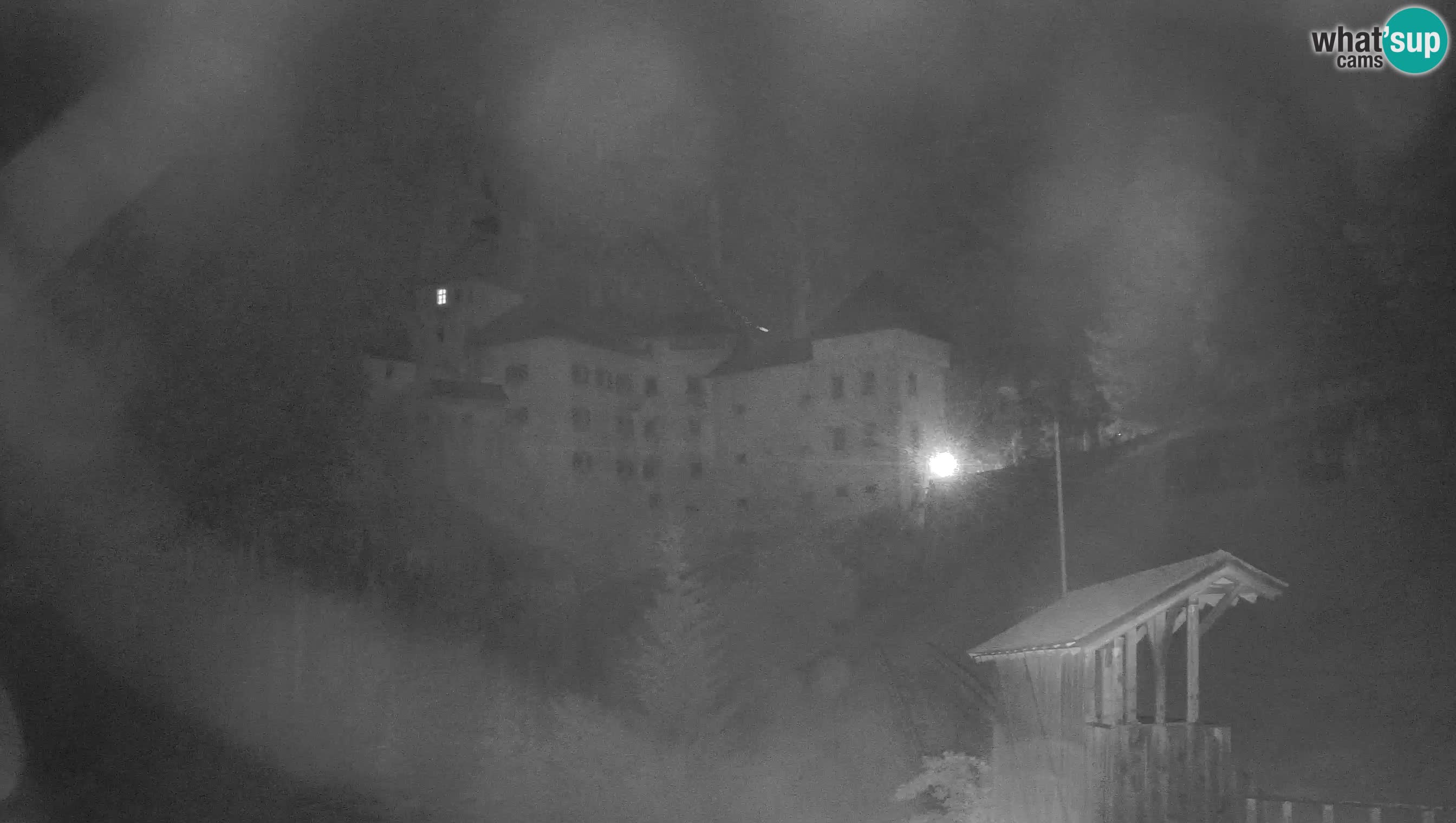 Web kamera Predjamski dvorac – Postojna – Slovenija