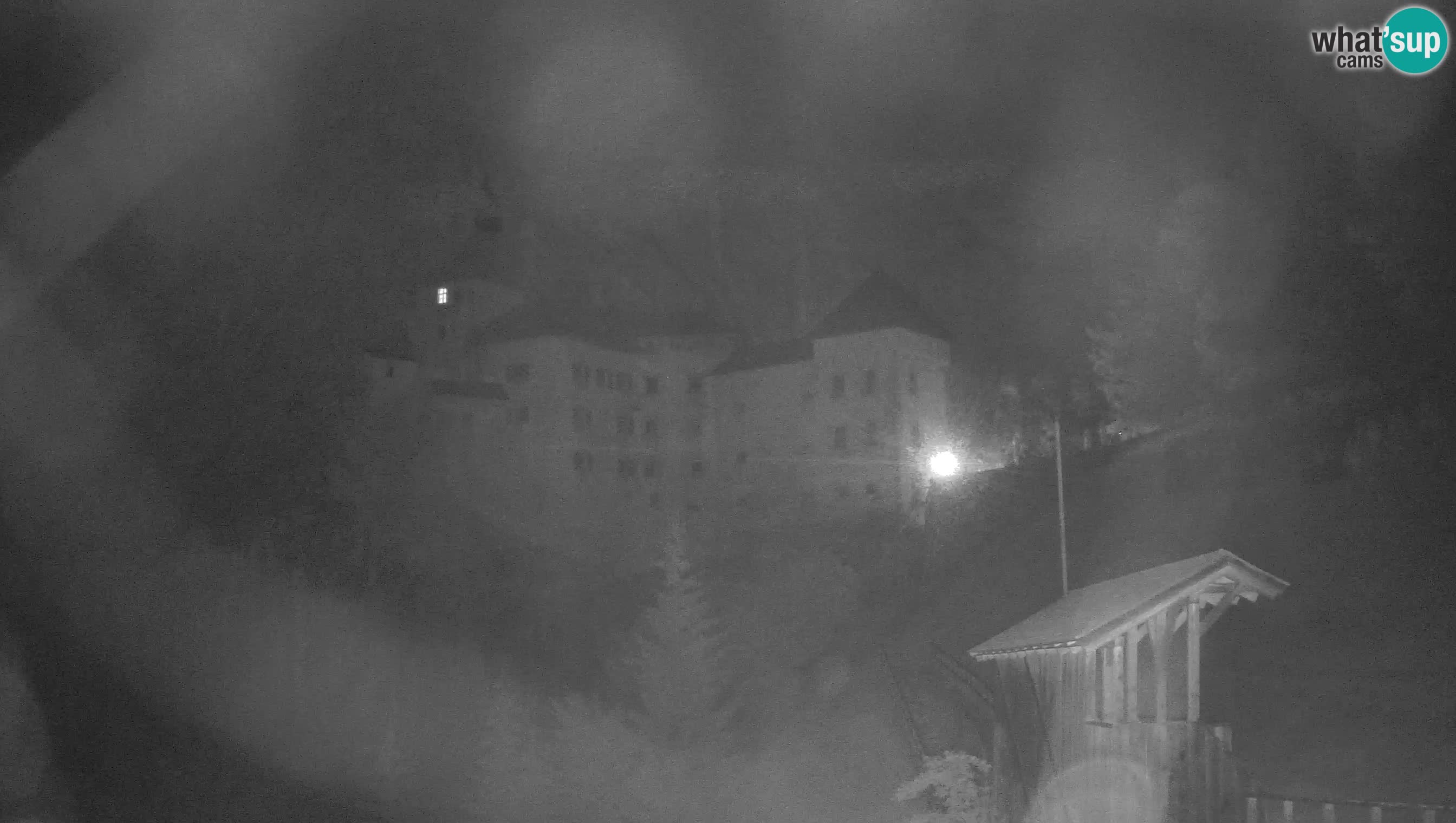 Web kamera Predjamski dvorac – Postojna – Slovenija