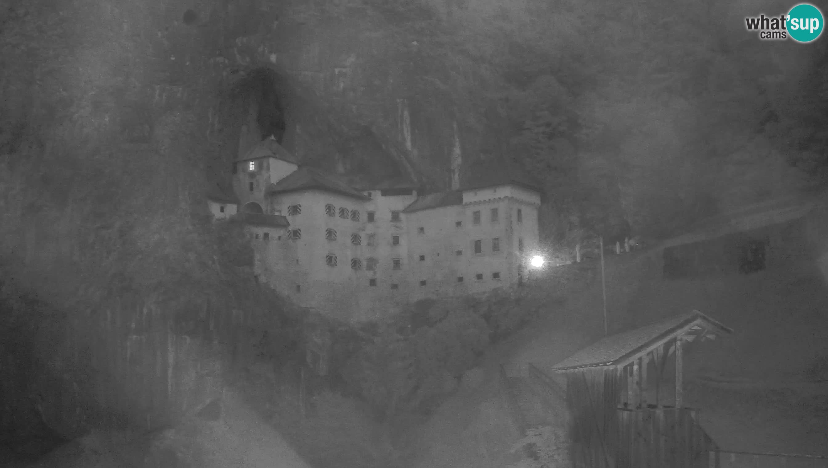 Live Webcam Höhlenburg Predjama – Postojna – Slowenien