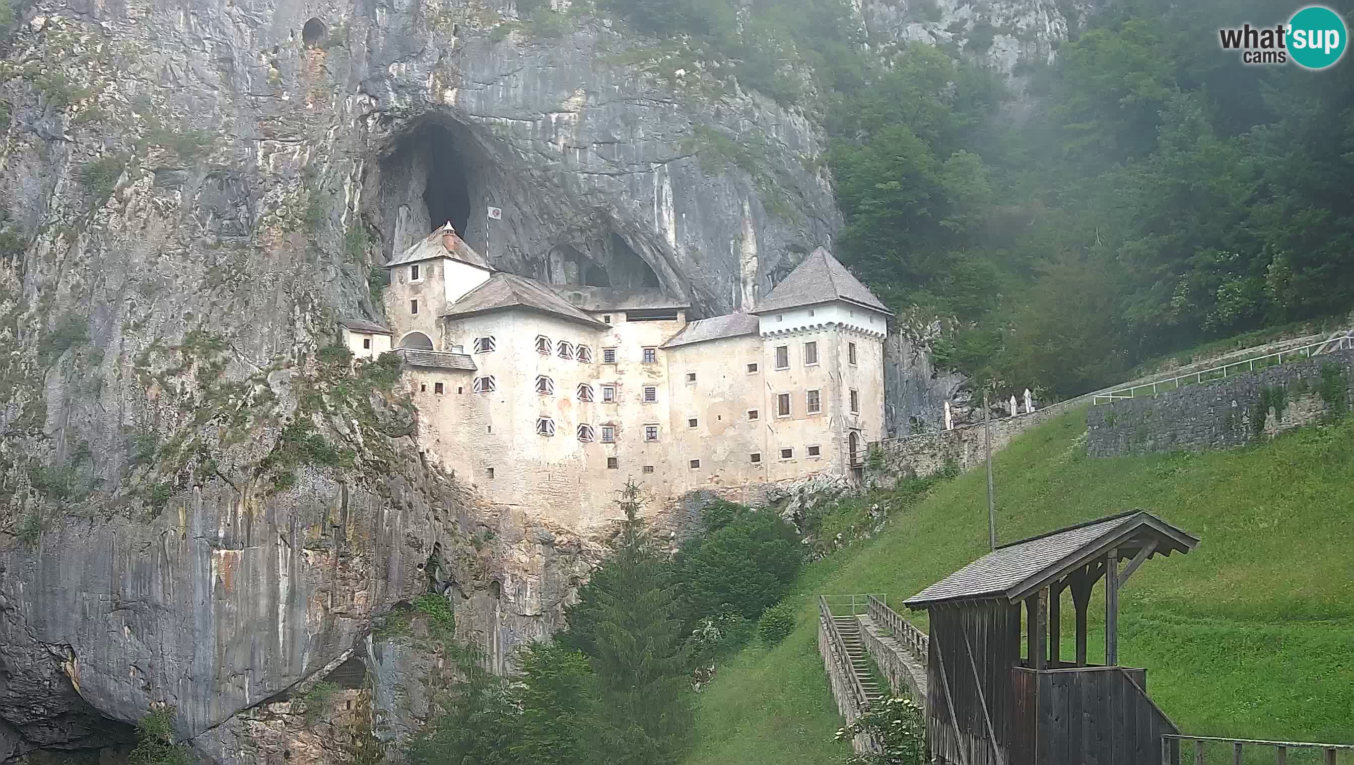 Live Webcam Castello di Predjama – Postumia – Slovenia