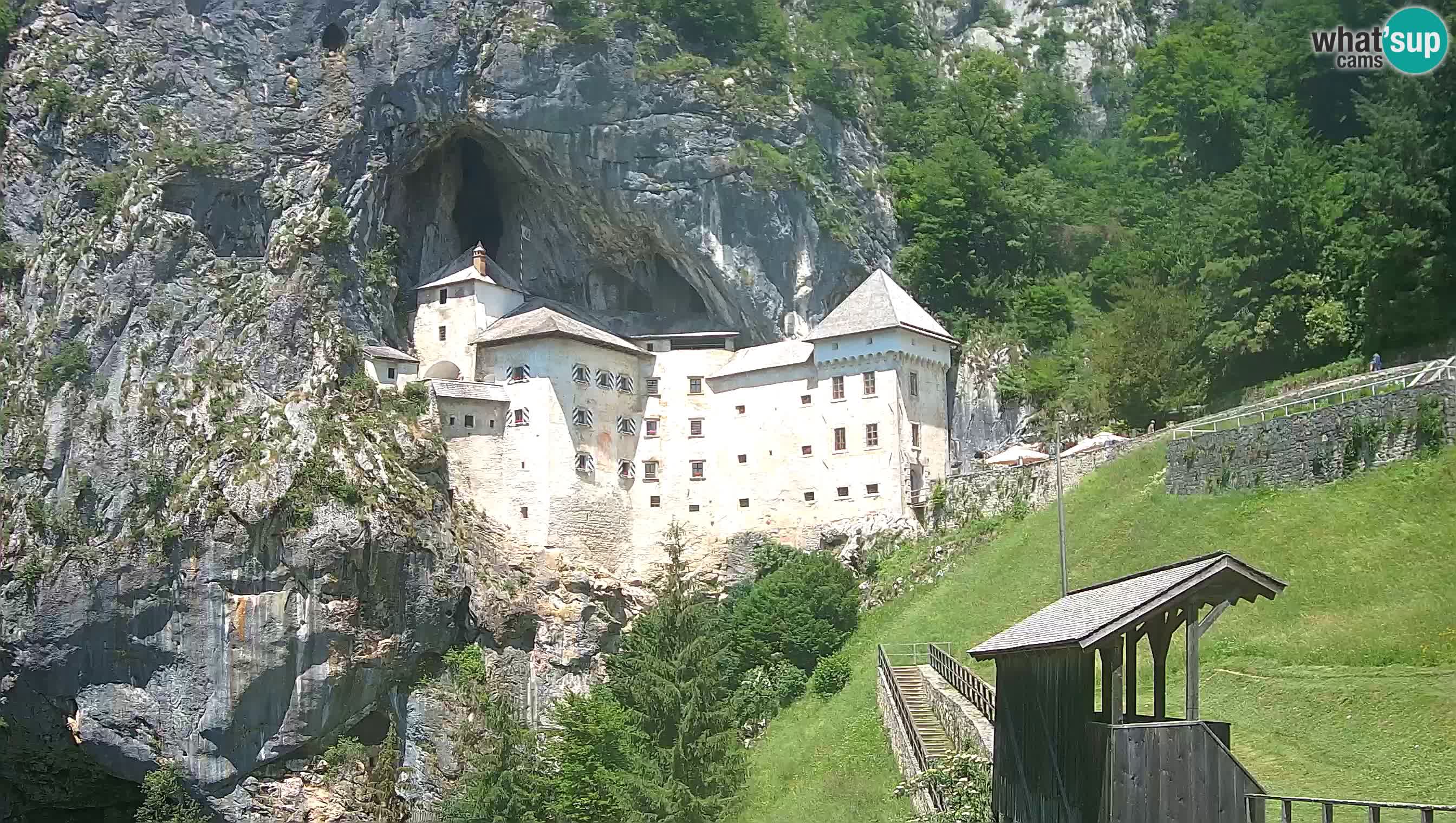 Live Webcam Castello di Predjama – Postumia – Slovenia